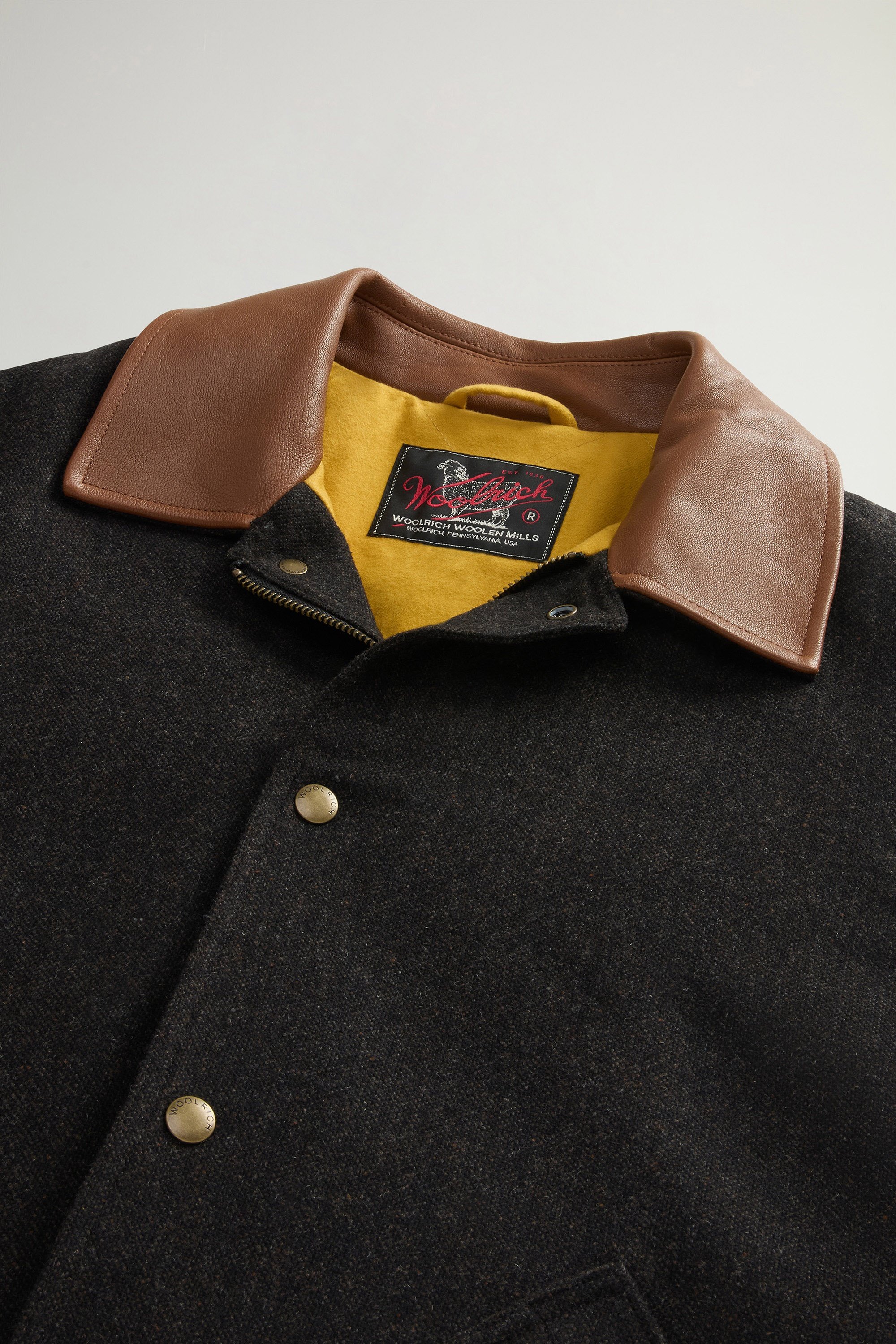 Manteau Barn en laine italienne mélangée Noir photo 6 | Woolrich