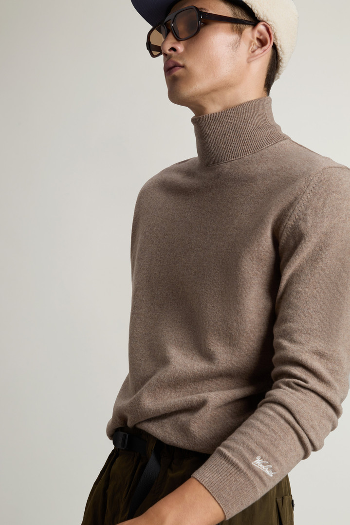 LAMBSWOOL TURTLENECK Brown photo 4 | Woolrich