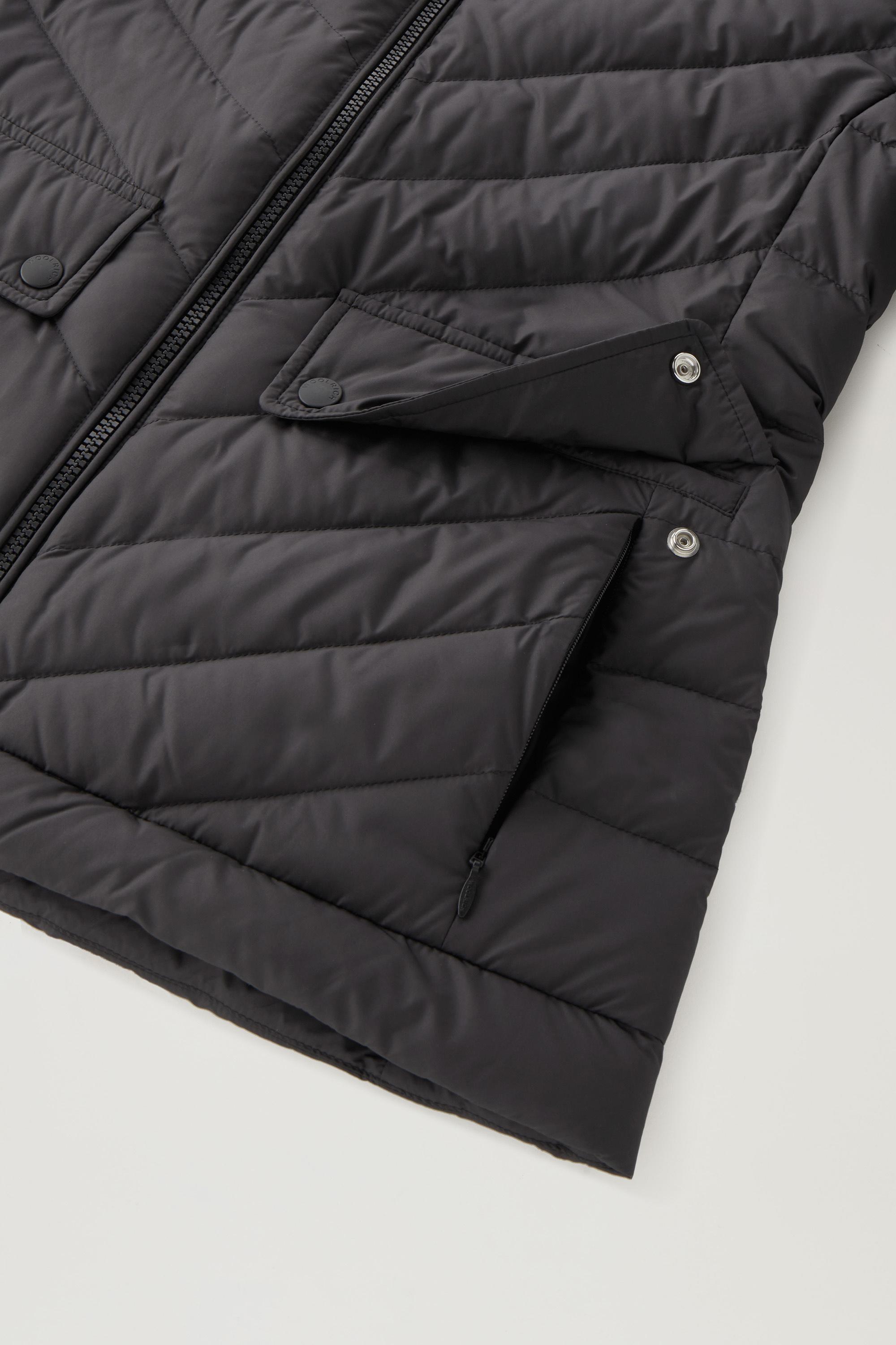 Short Padded Jacket with Chevron Quilting Black photo 5 | Woolrich