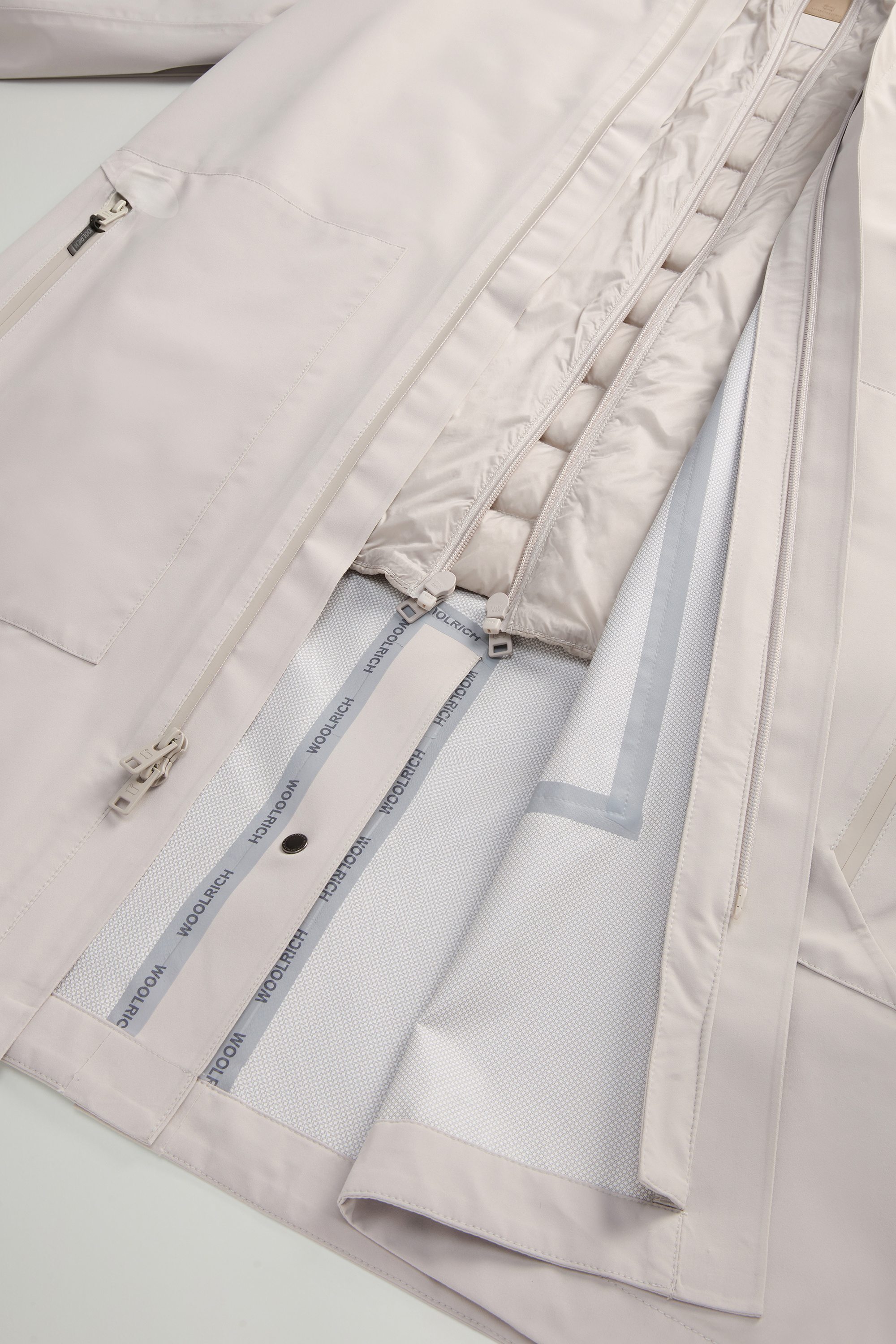 2-In-1 Jacket in Two-Layered Fabric Gray photo 5 | Woolrich