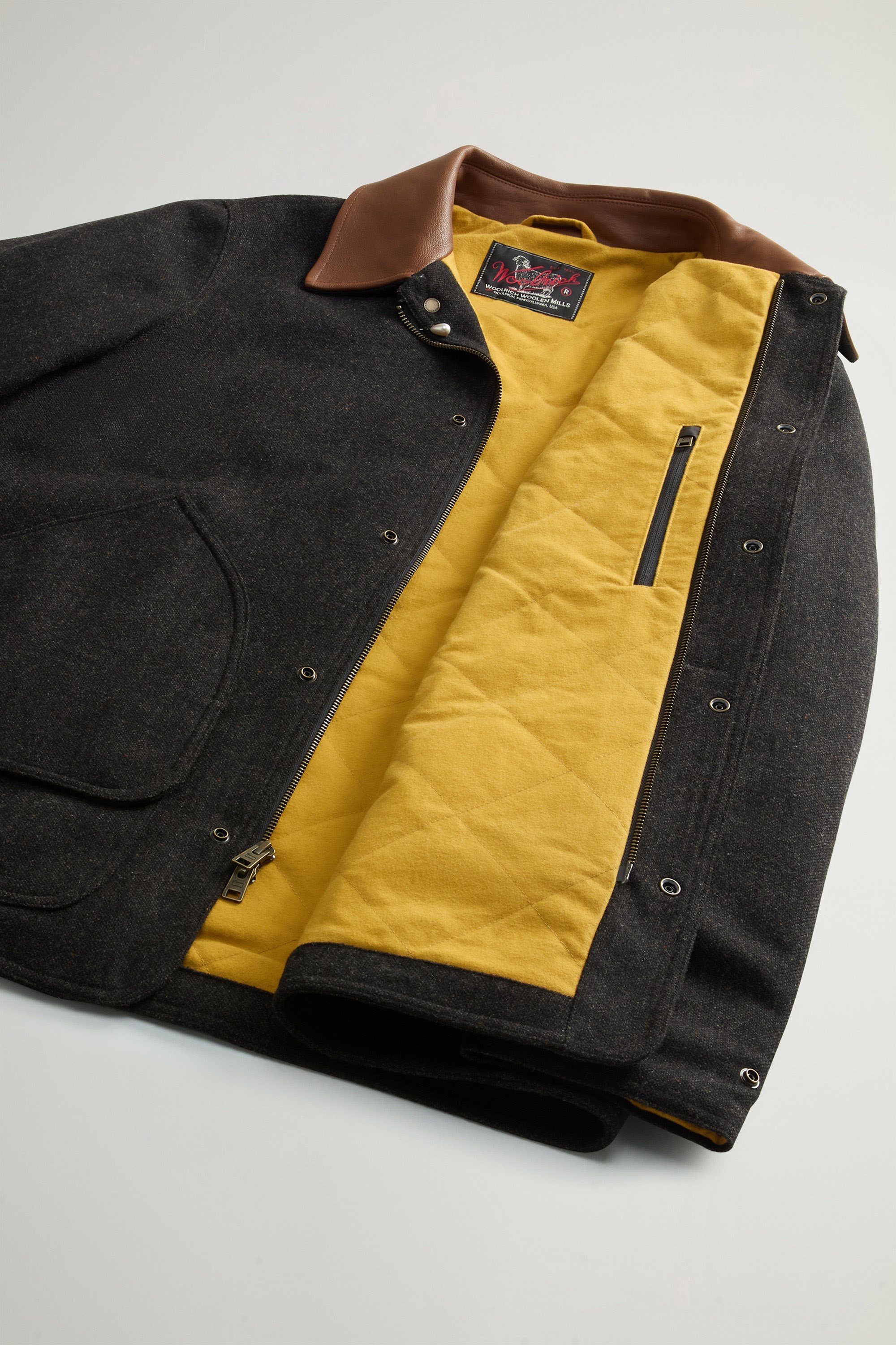 Manteau Barn en laine italienne mélangée Noir photo 8 | Woolrich