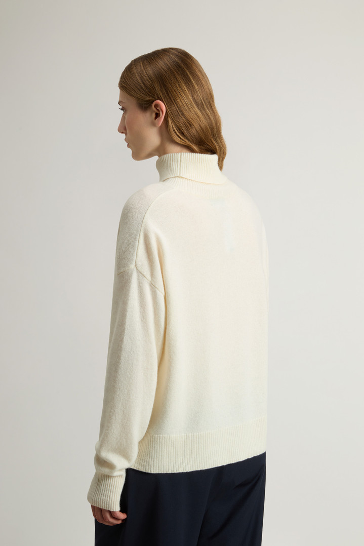 Turtleneck Sweater in Virgin Wool and Cashmere Blend White photo 3 | Woolrich