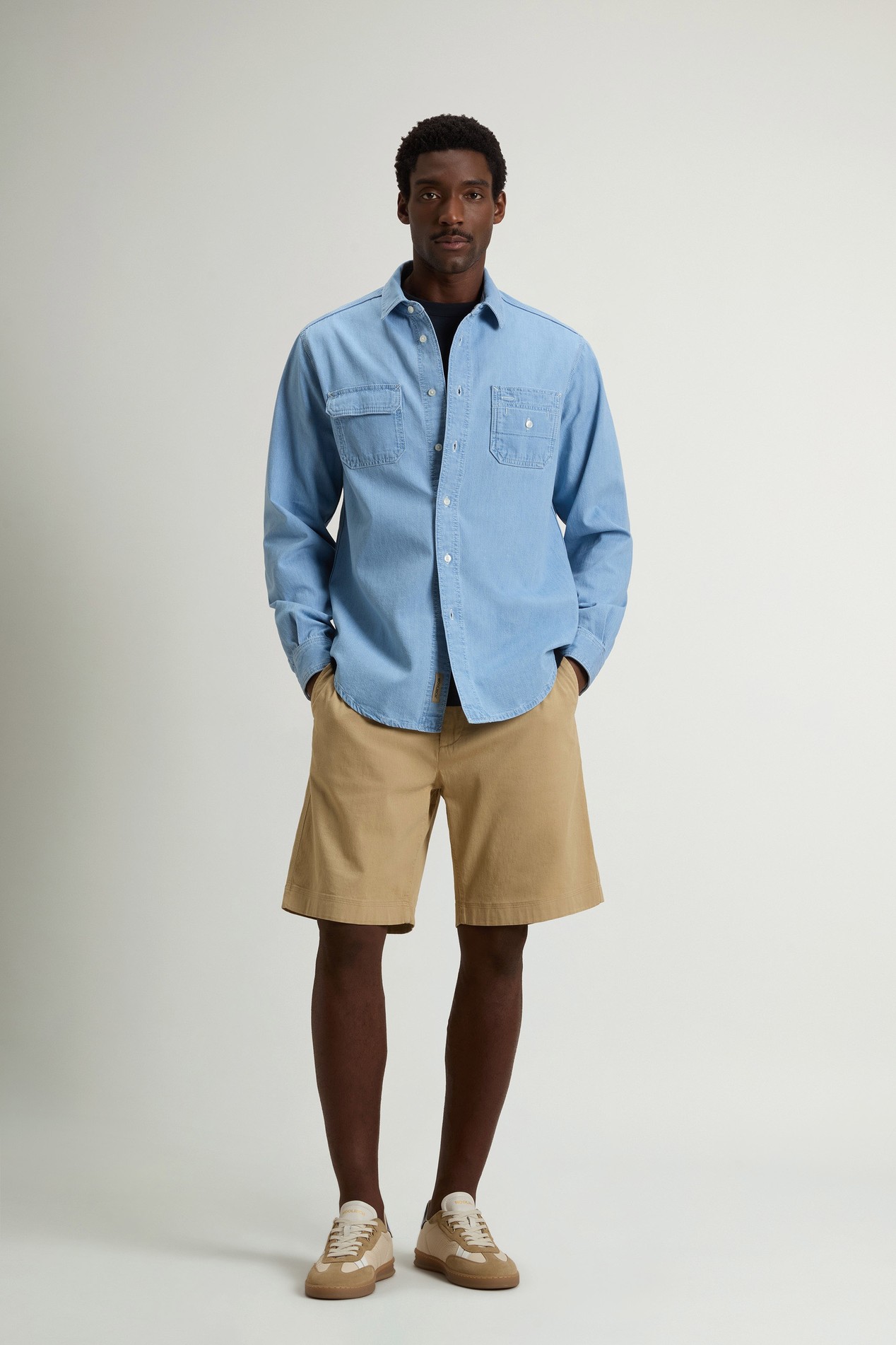 Shirt in Lightweight Pure Cotton Denim Blue photo 2 | Woolrich