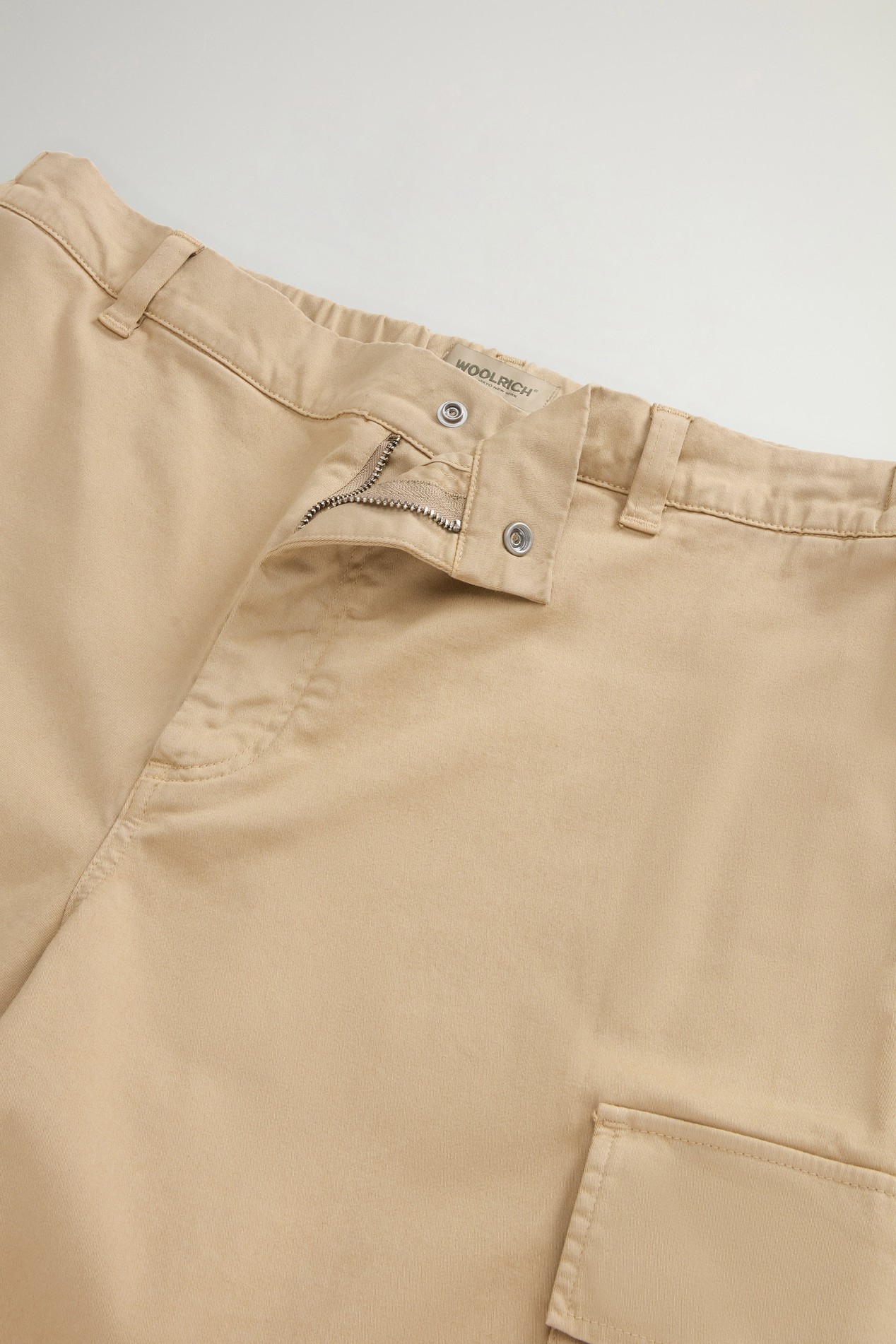 COTTON TWILL CARGO SHORT GD Beige photo 4 | Woolrich