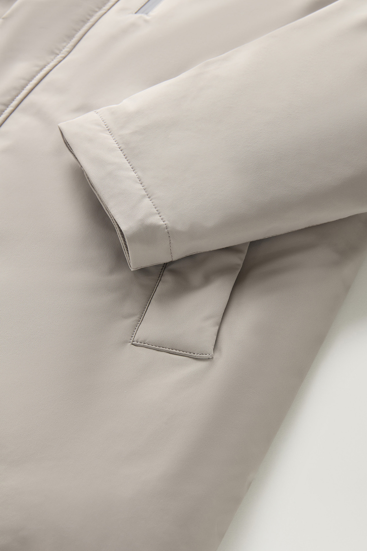 Mountain Parka in Stretch Nylon Gray photo 5 | Woolrich