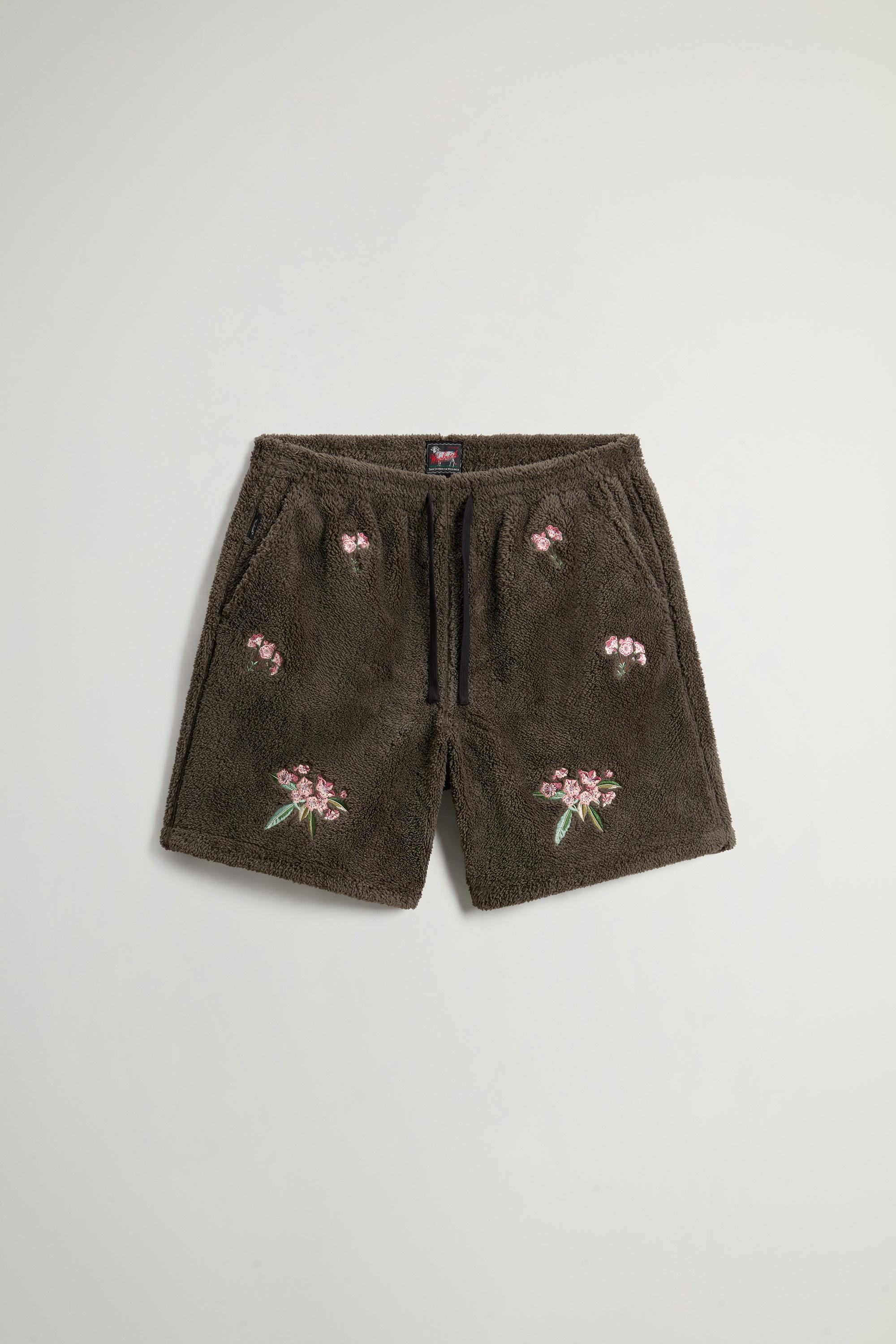 Short en sherpa à broderie florale by Todd Snyder Vert photo 1 | Woolrich