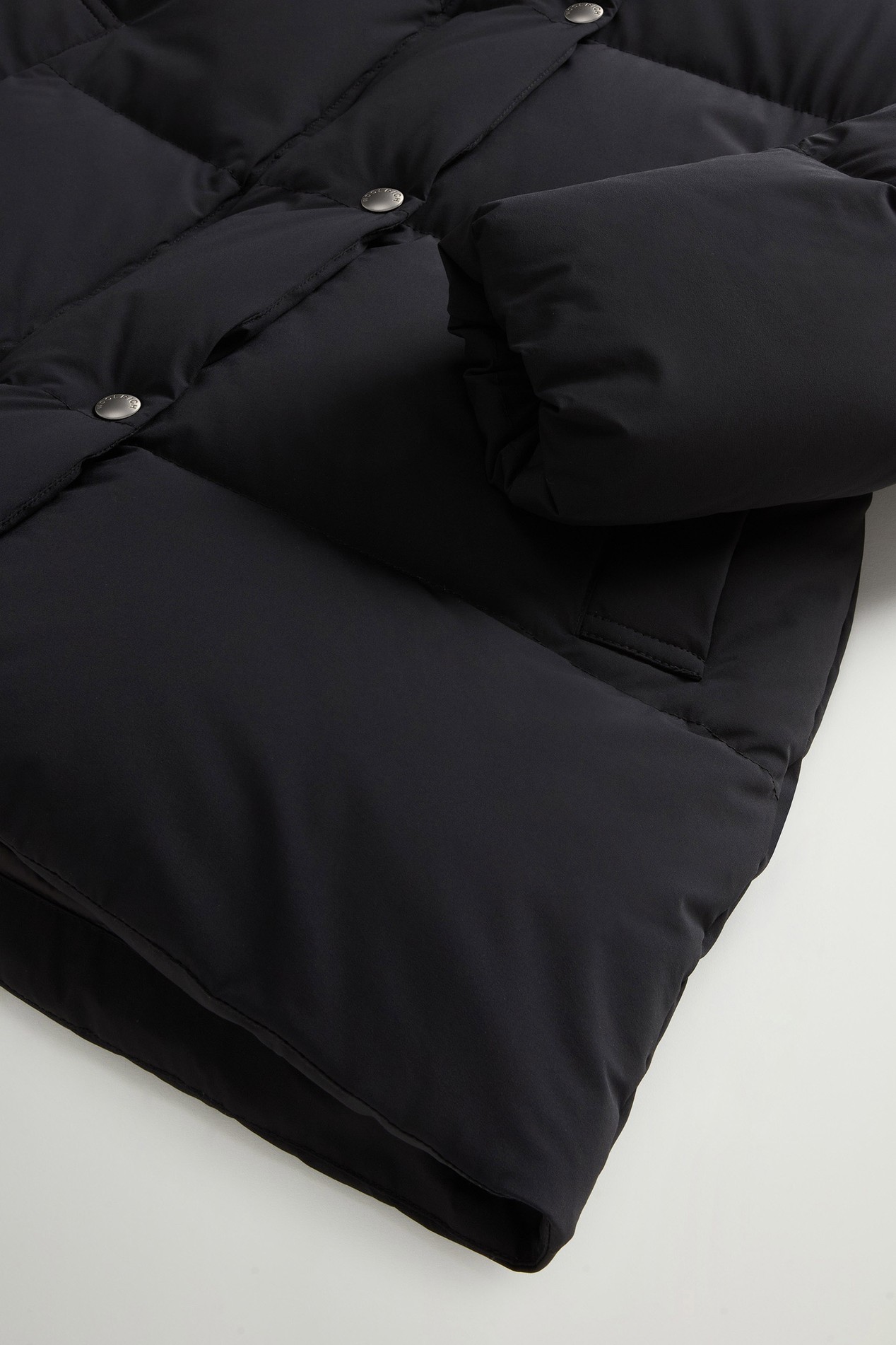 MADISON COAT Nero photo 7 | Woolrich