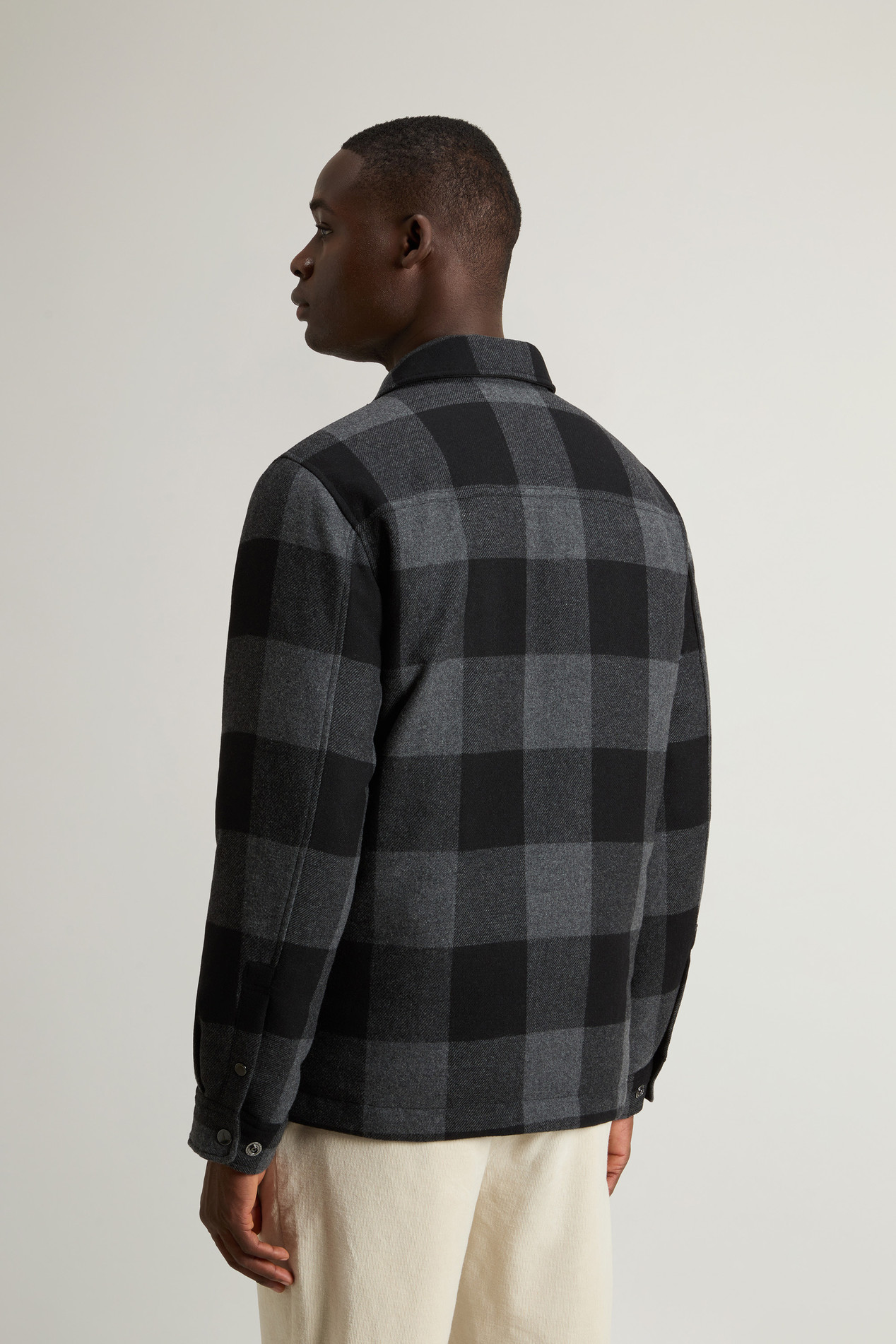 Alaskan Check Overshirt in Recycled Italian Wool Blend Black photo 3 | Woolrich