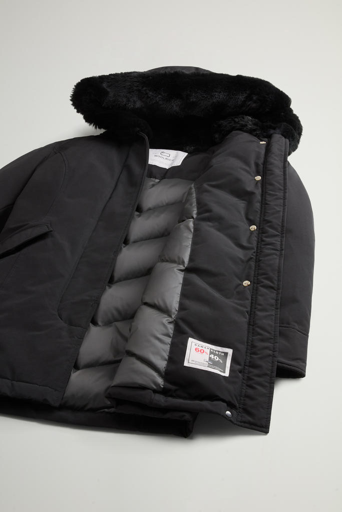 Beaker Parka with Faux Fur in Ramar Cloth Black photo 4 | Woolrich