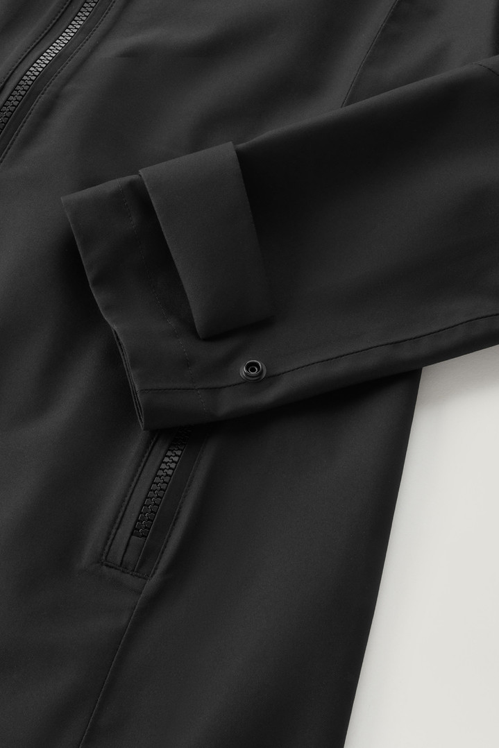 Waterproof Leavitt Lightweight Parka with Hood Black photo 4 | Woolrich