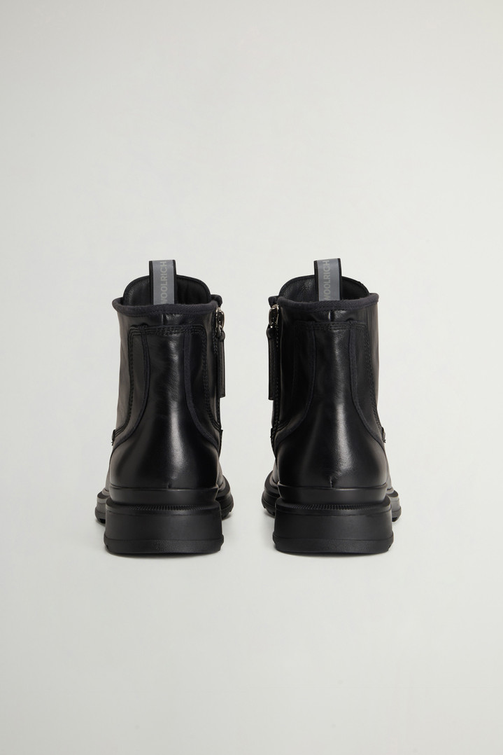 Grove Lace-Up Boots in Leather Black photo 3 | Woolrich