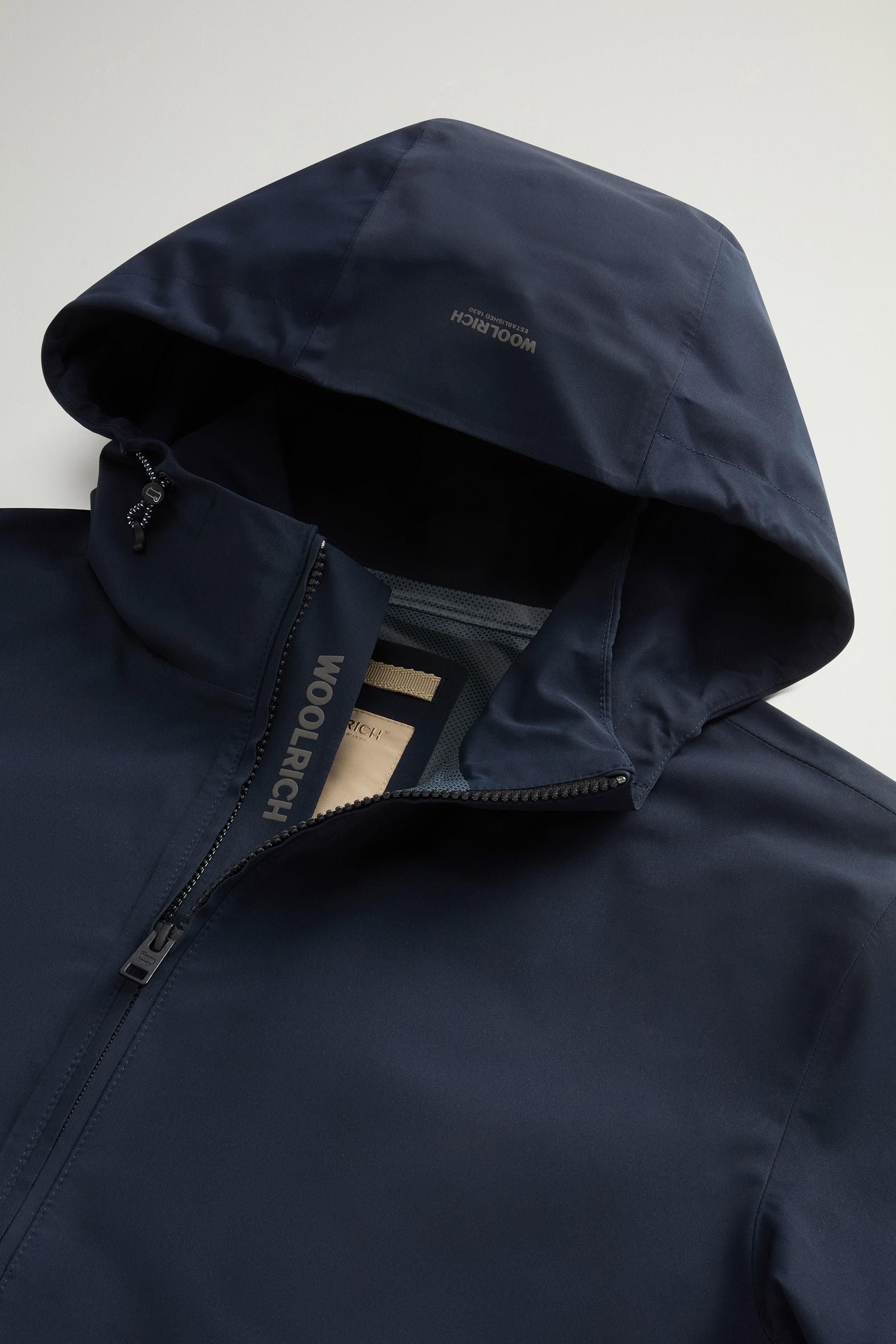 Pacific Jacket in Two-Layered Fabric Blue photo 6 | Woolrich