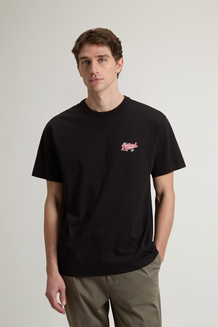 COTTON EMBLEM T-SHIRT Black photo 1 | Woolrich