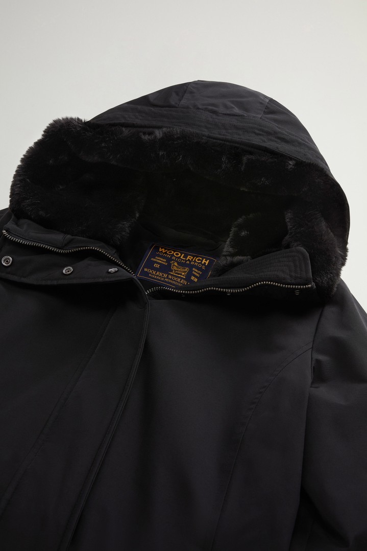 BOULDER FAUX FUR PARKA Black photo 6 | Woolrich