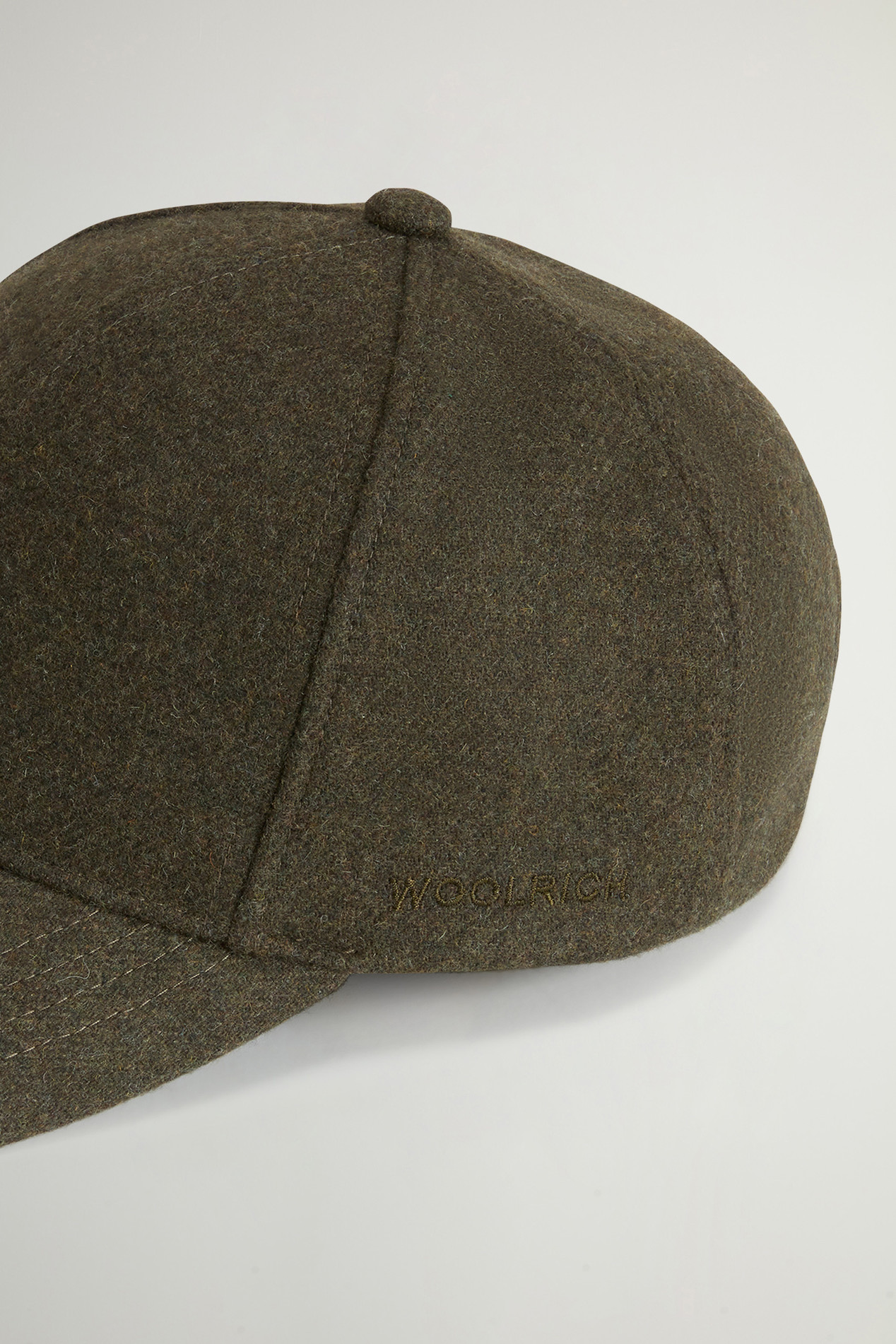 Cap in Recycled Italian Wool-Blend Green photo 3 | Woolrich