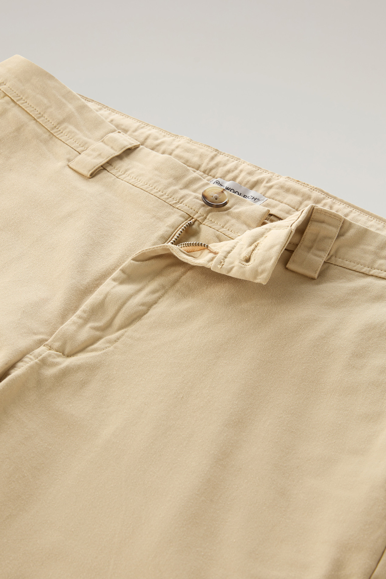 Garment-Dyed Classic Chino Pant in Stretch Cotton Beige photo 2 | Woolrich