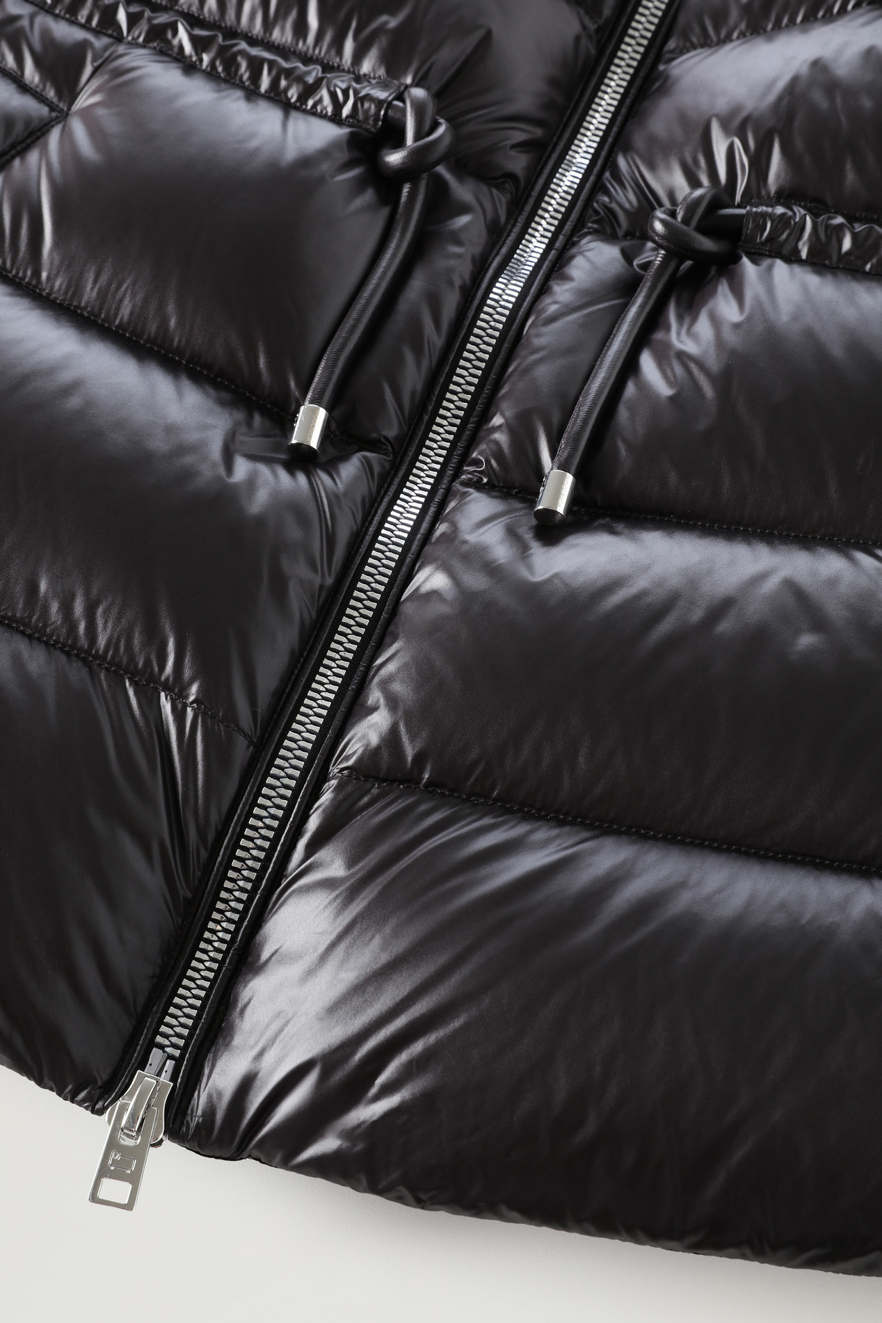 Aliquippa Down Jacket in Glossy Nylon with a Drawstring Waist Black photo 4 | Woolrich