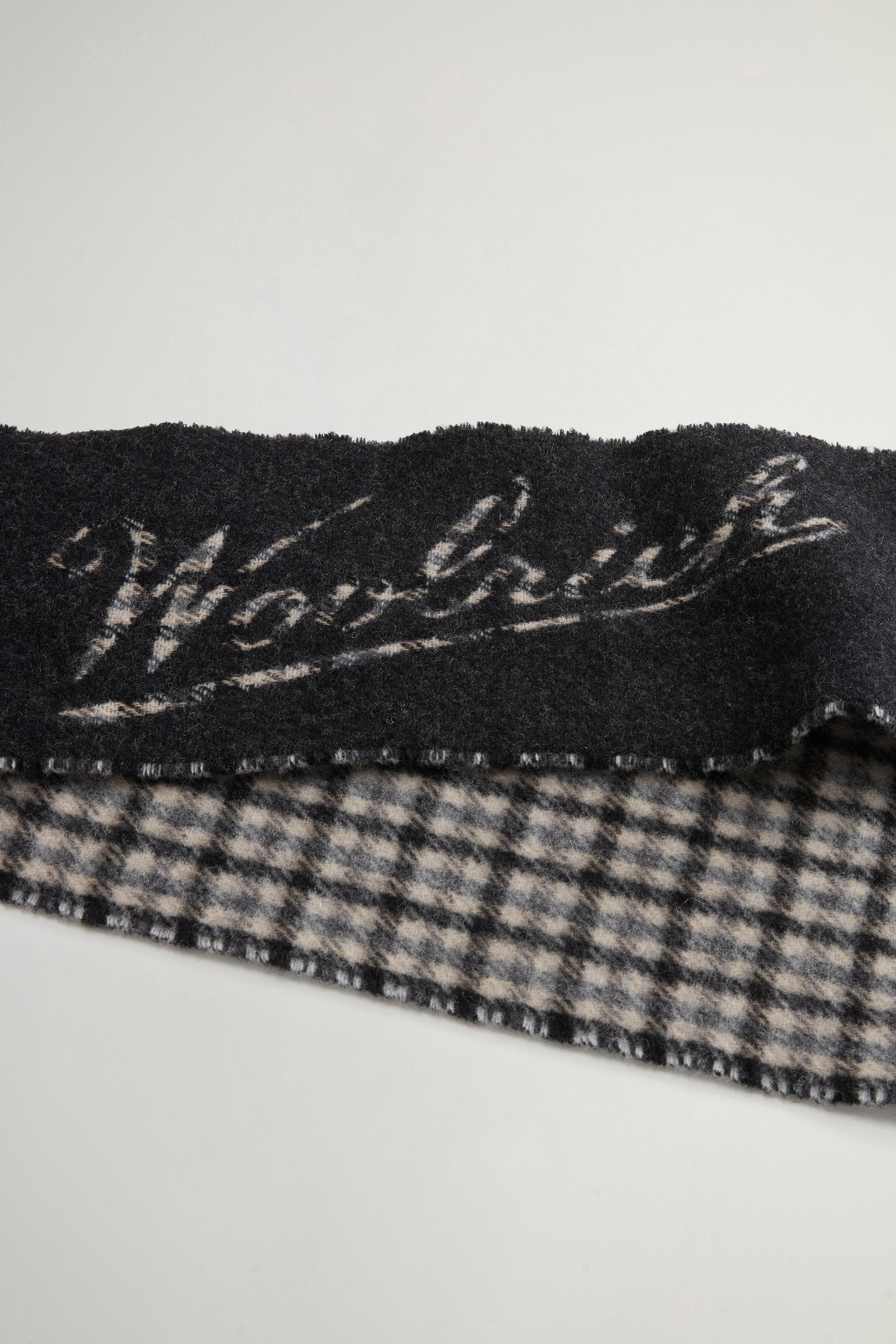 Scarf in Pure Wool with Checked Pattern Gray photo 4 | Woolrich