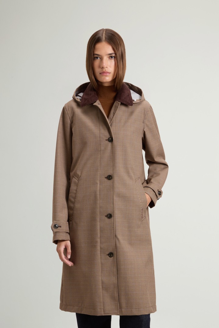 Coat in Yarn-Dyed Three-Layered Fabric with Removable Hood Brown photo 1 | Woolrich