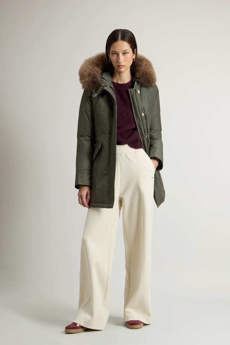 Arctic Parka aus Ramar Cloth mit abnehmbarem Pelzbesatz Grün photo 1 | Woolrich