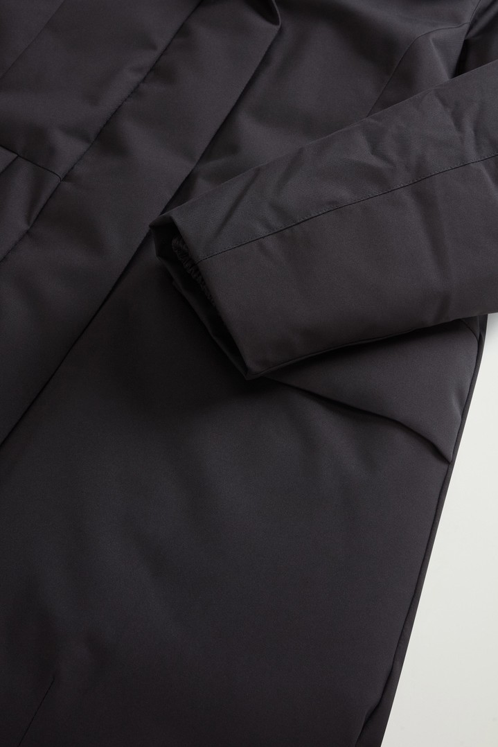 Padded Hooded Parka in Light Stretch Black photo 7 | Woolrich