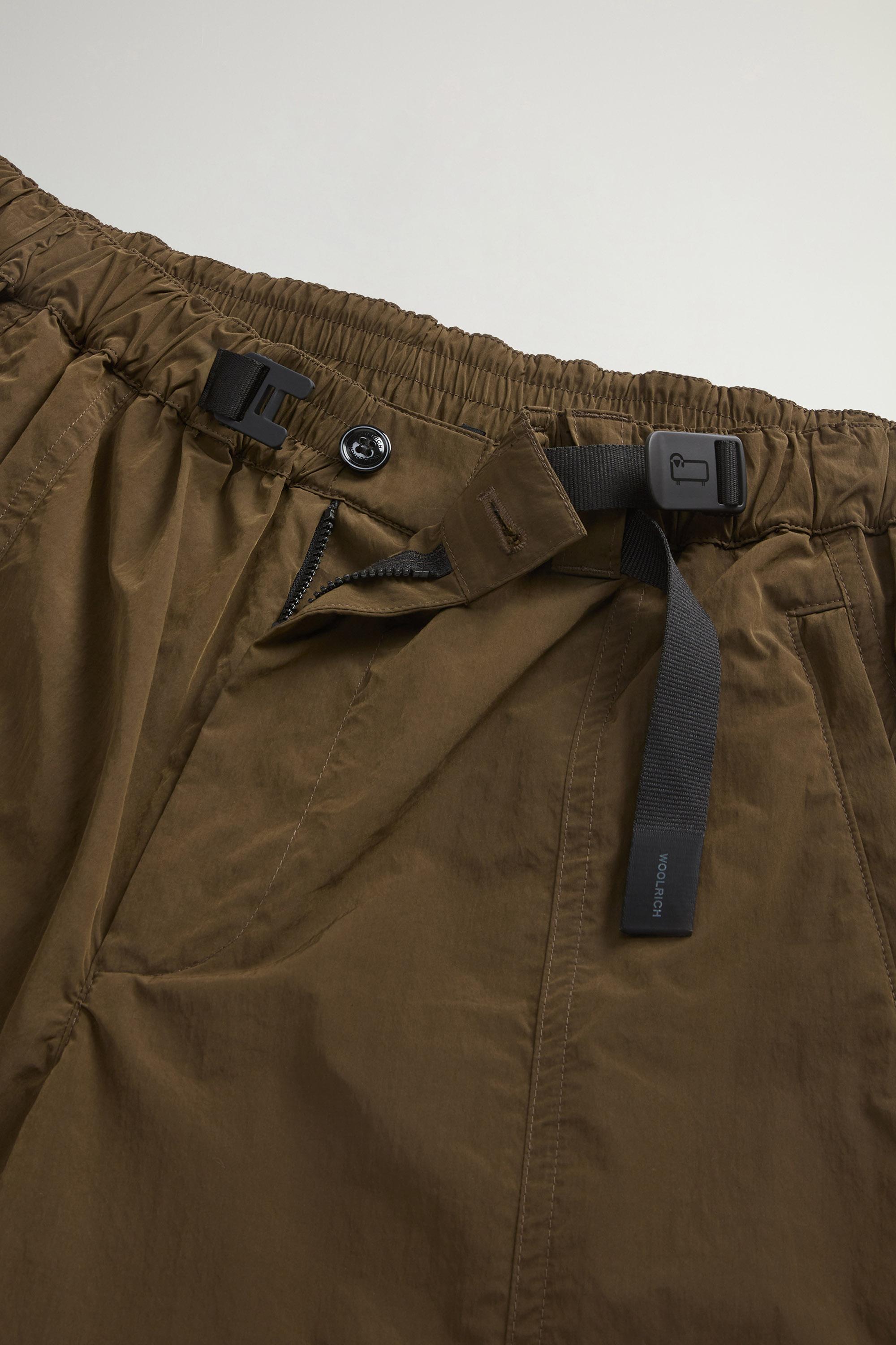 Pants in Olmetex Cotton and Nylon Blend by Todd Snyder Green photo 6 | Woolrich