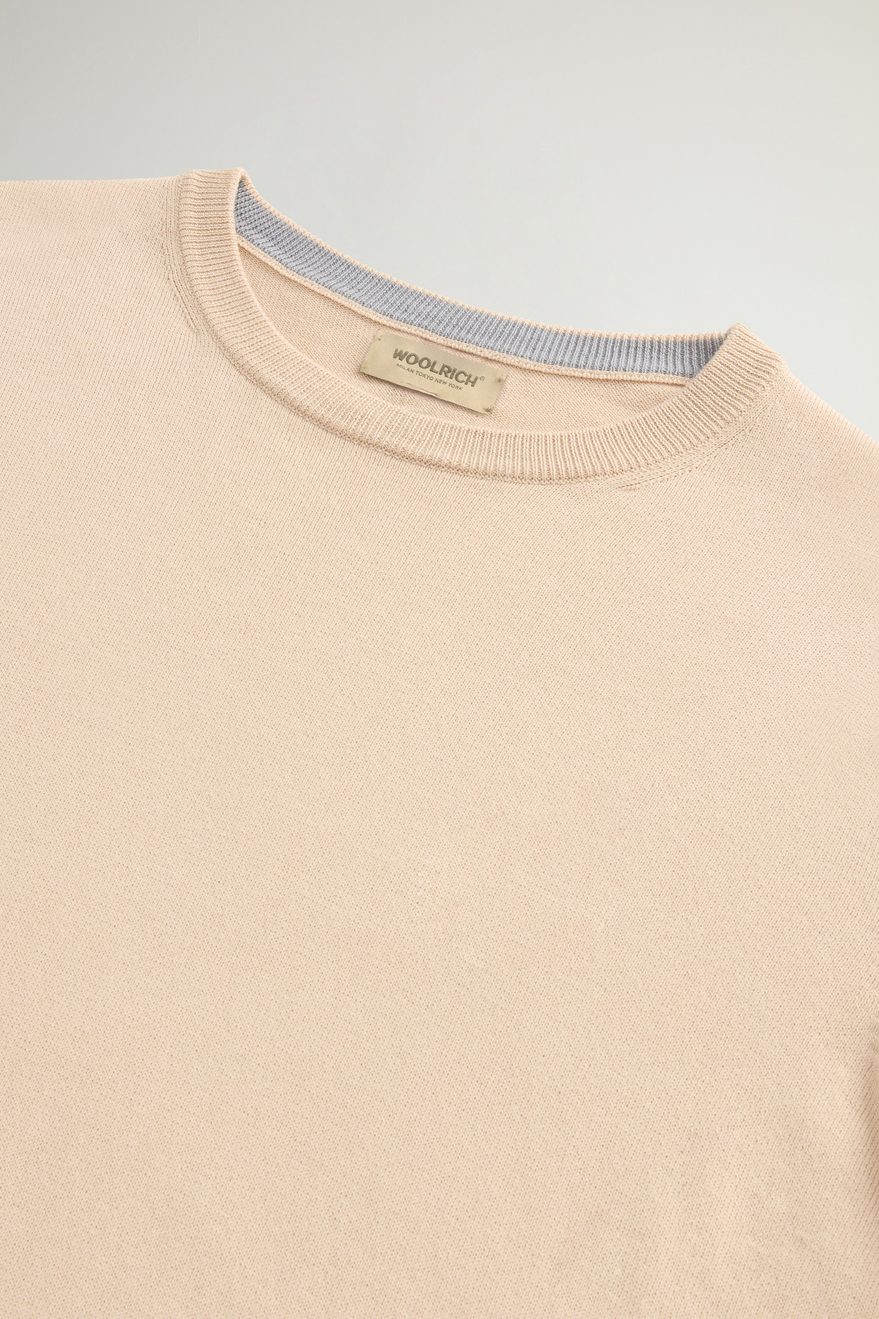 Crewneck Sweater in Pure Cotton with Embroidered Logo Beige photo 6 | Woolrich