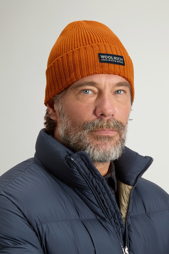 Ribbed Beanie in Pure Merino Virgin Wool Brown photo 1 | Woolrich