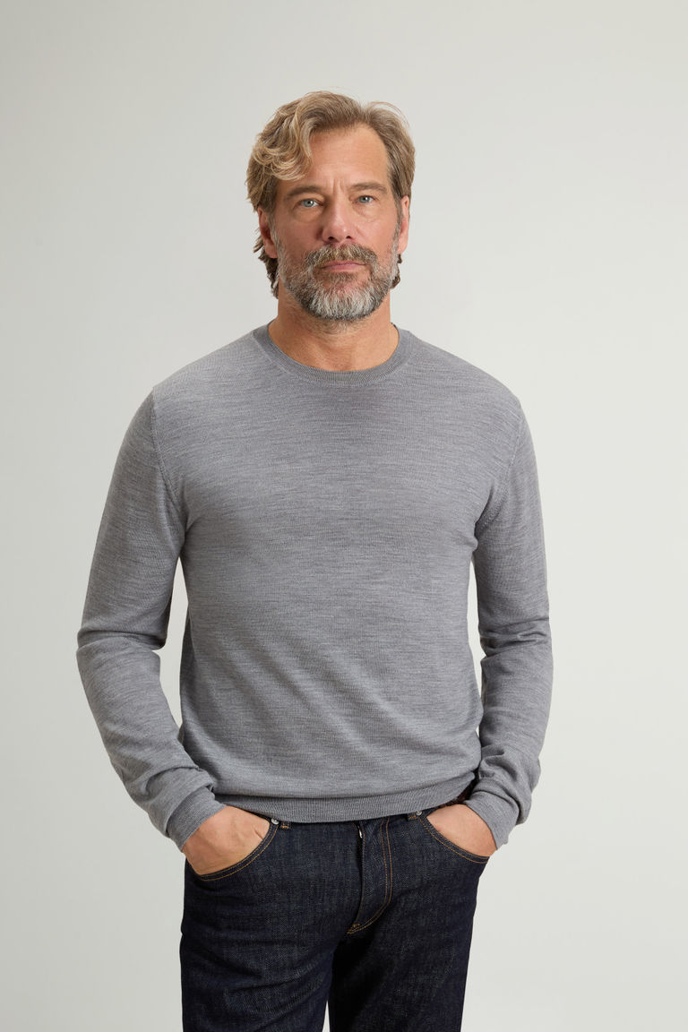 Pullover mit Rundhalsausschnitt aus reiner Merino-Schurwolle Grau photo 1 | Woolrich
