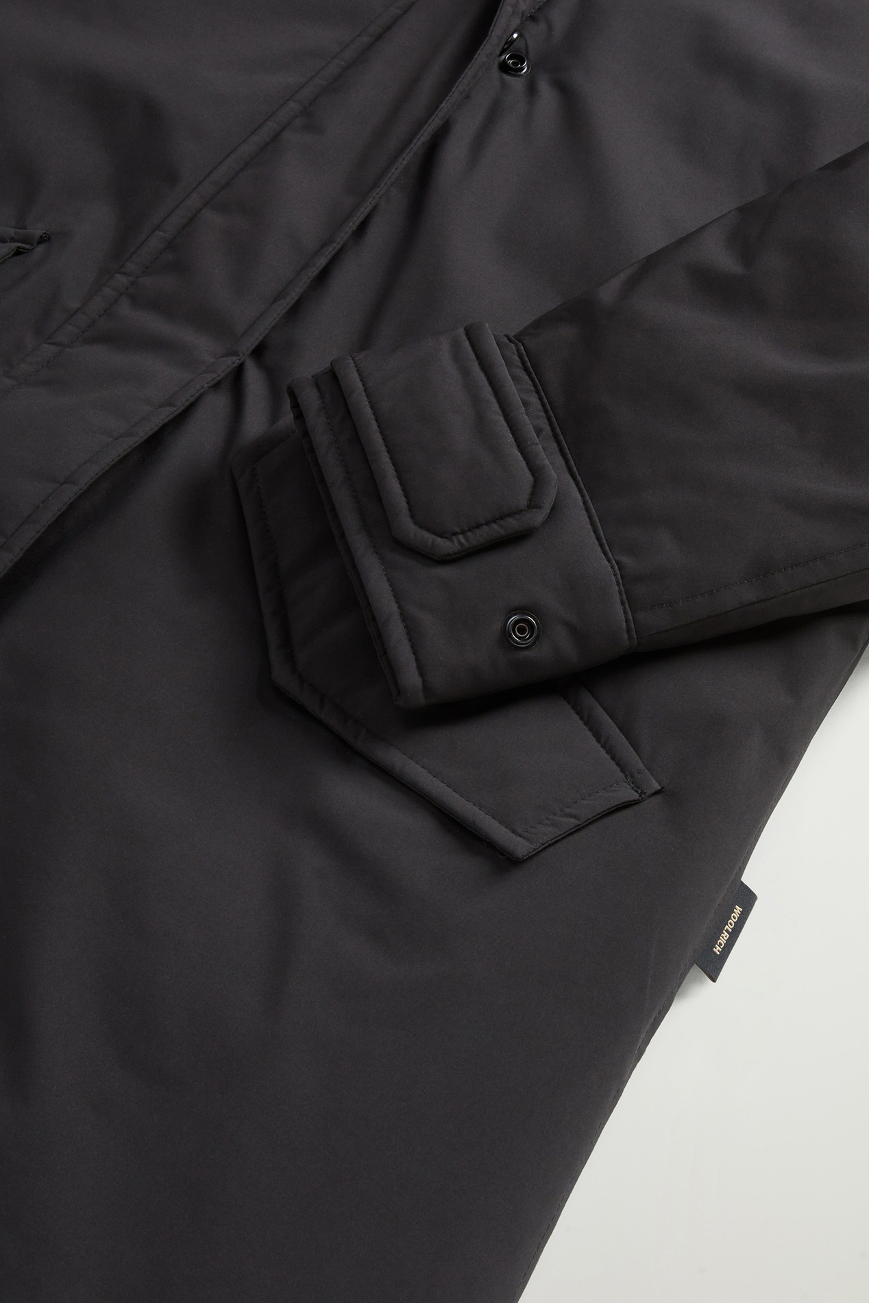 Long Cloud Jacket with Foldaway Hood Black photo 7 | Woolrich