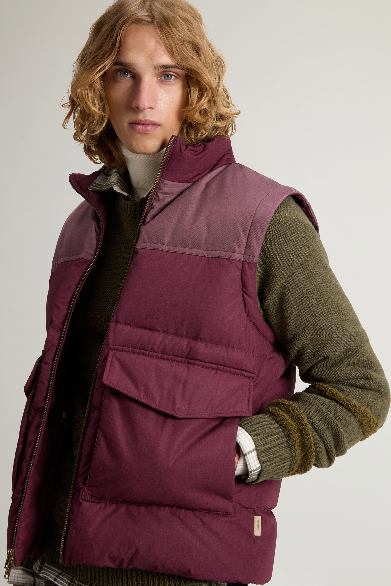 Hybrid Down Jacket with Removable Sleeves and Hood Burgundy photo 4 | Woolrich