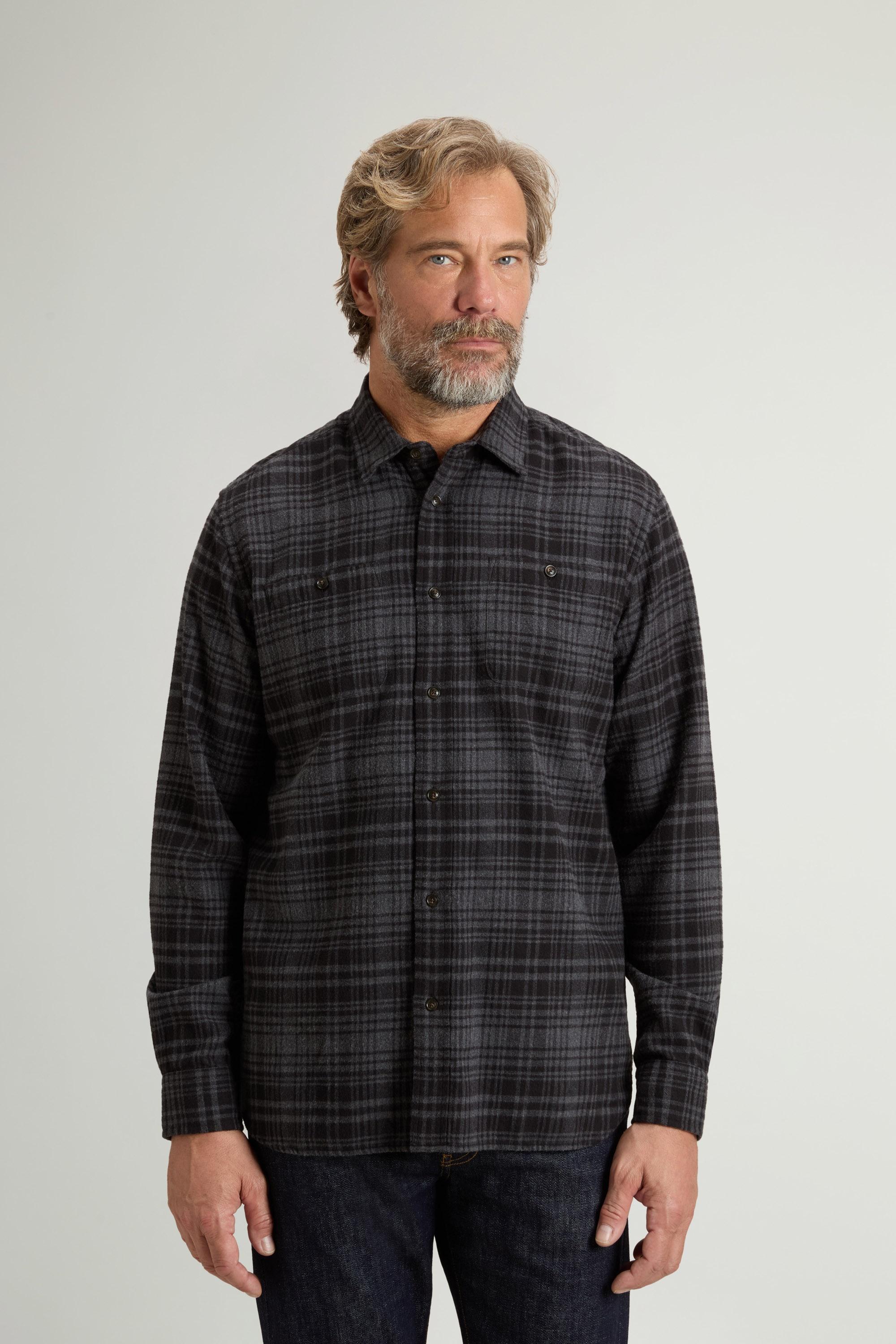 Warren Checked Shirt in Pure Cotton Flannel Gray photo 1 | Woolrich