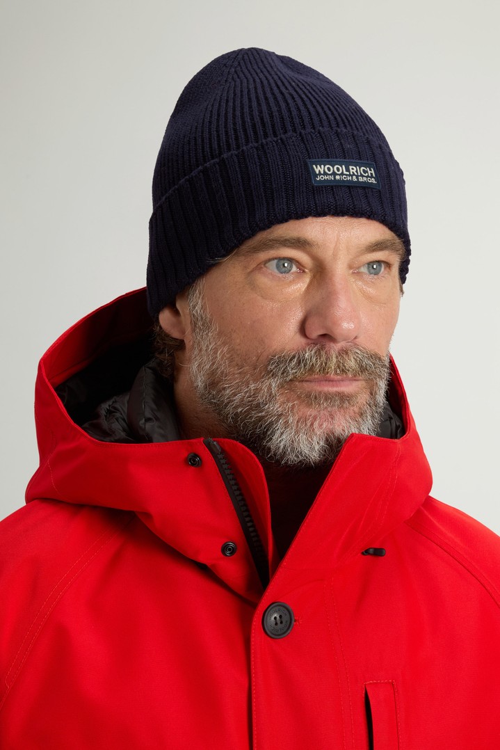LEGACY PATCH BEANIE Blau photo 1 | Woolrich
