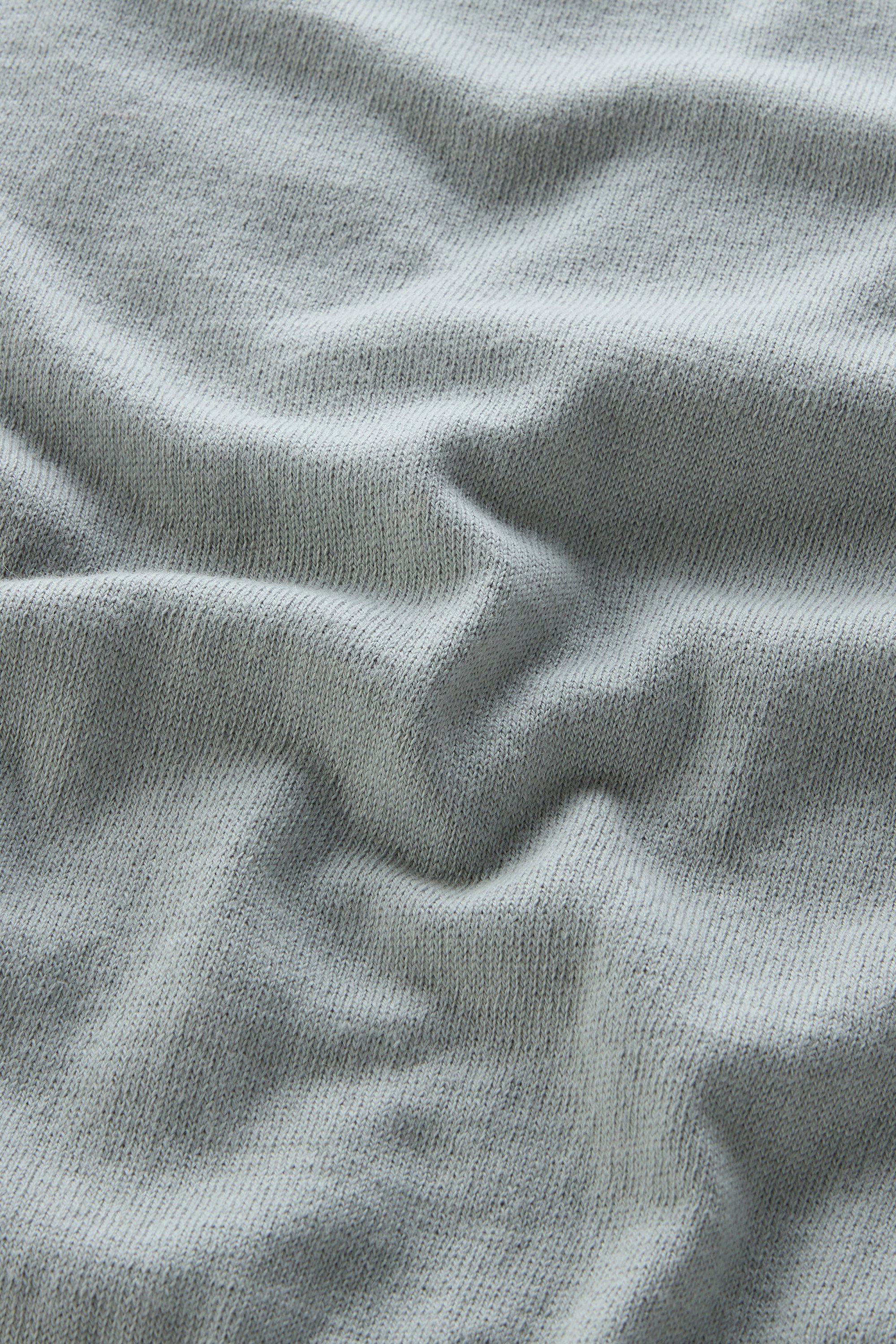 V-Neck Sweater in Cotton and Cashmere Green photo 4 | Woolrich