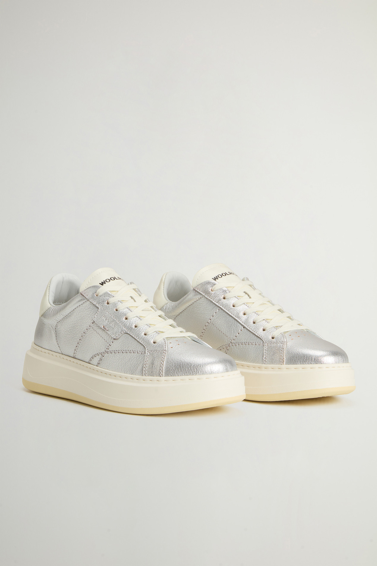 Arrow Sneakers in Laminated Leather Gray photo 2 | Woolrich