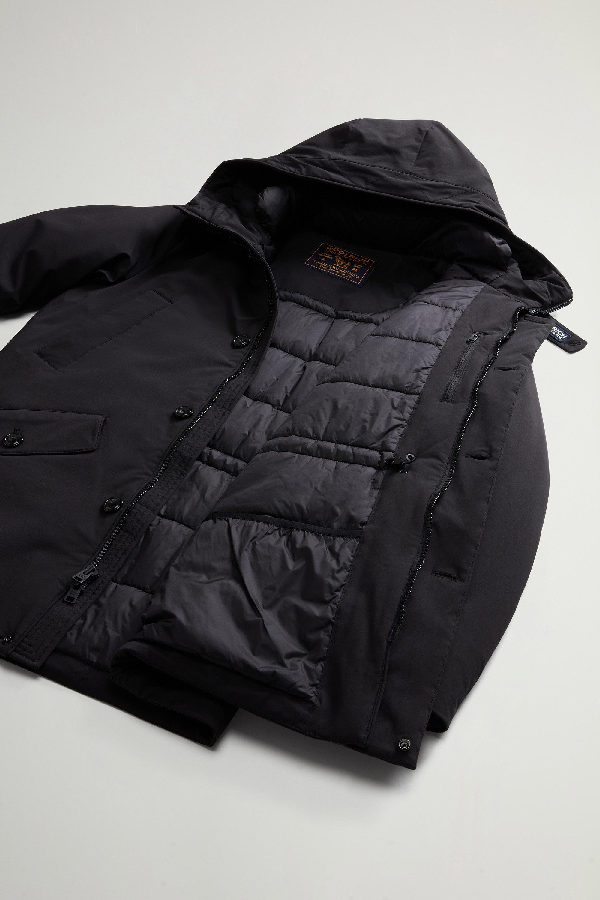 STRETCH PARKA Noir photo 8 | Woolrich