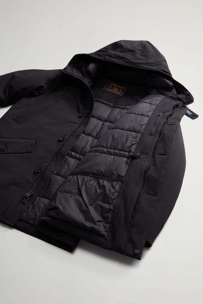 STRETCH PARKA Noir photo 8 | Woolrich