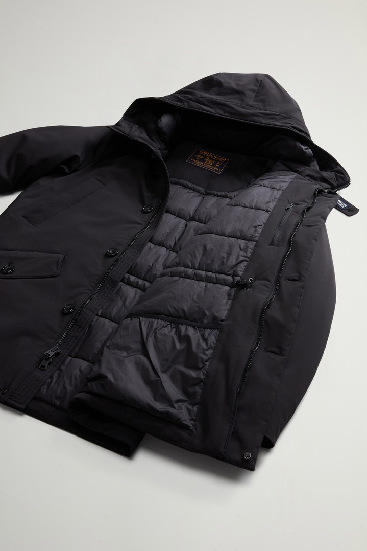 STRETCH PARKA Noir photo 8 | Woolrich