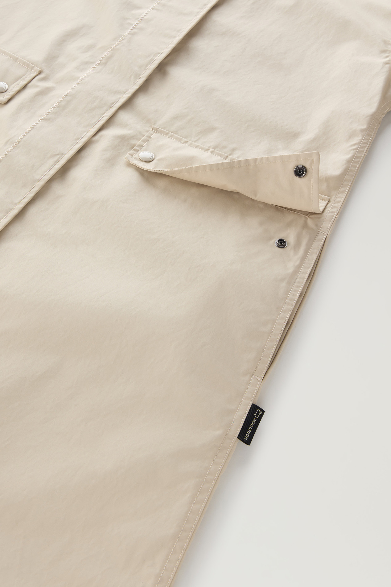 Waxed Trench Coat in Cotton Nylon Blend with Pointed Collar Beige photo 4 | Woolrich