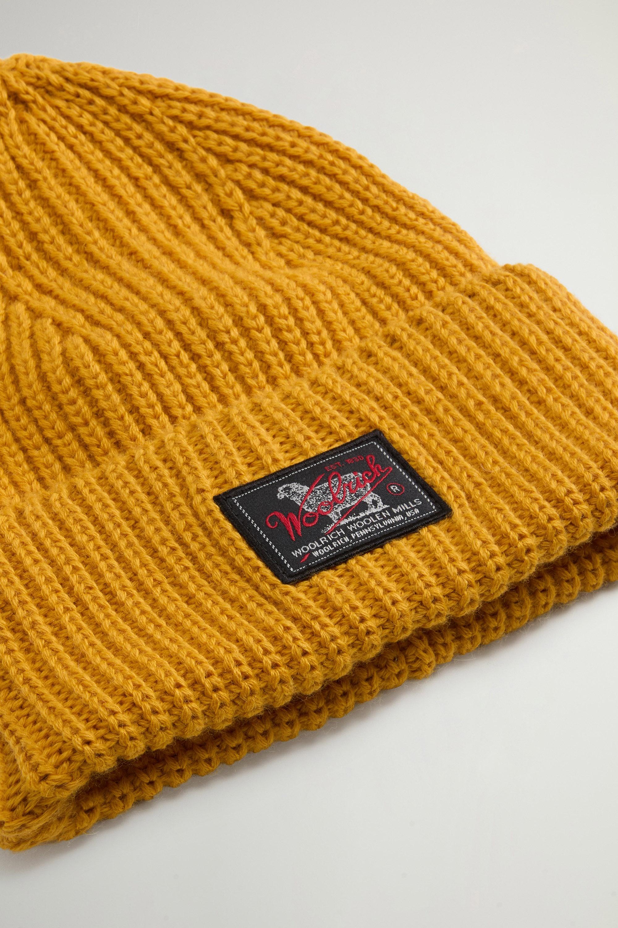 WM PATCH BEANIE Yellow photo 4 | Woolrich