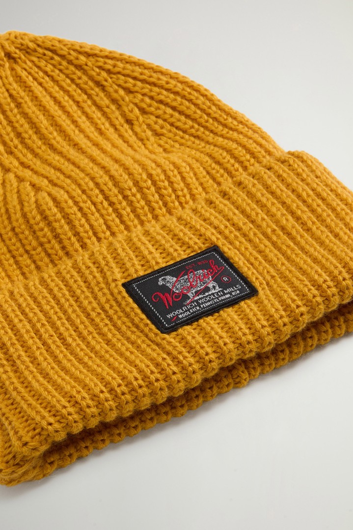WM PATCH BEANIE Yellow photo 4 | Woolrich