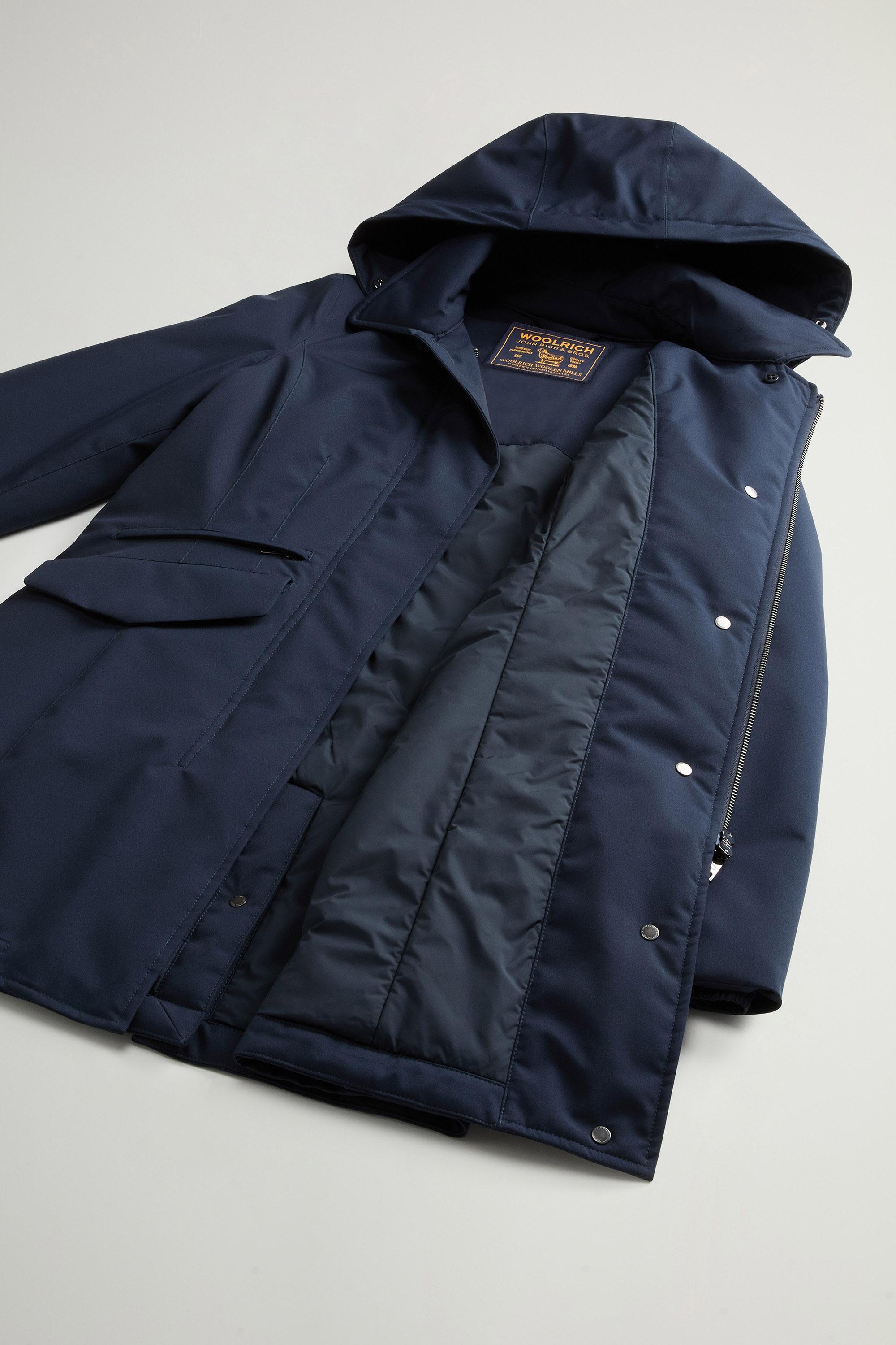 Manteau en Light Stretch à capuche amovible Bleu photo 8 | Woolrich