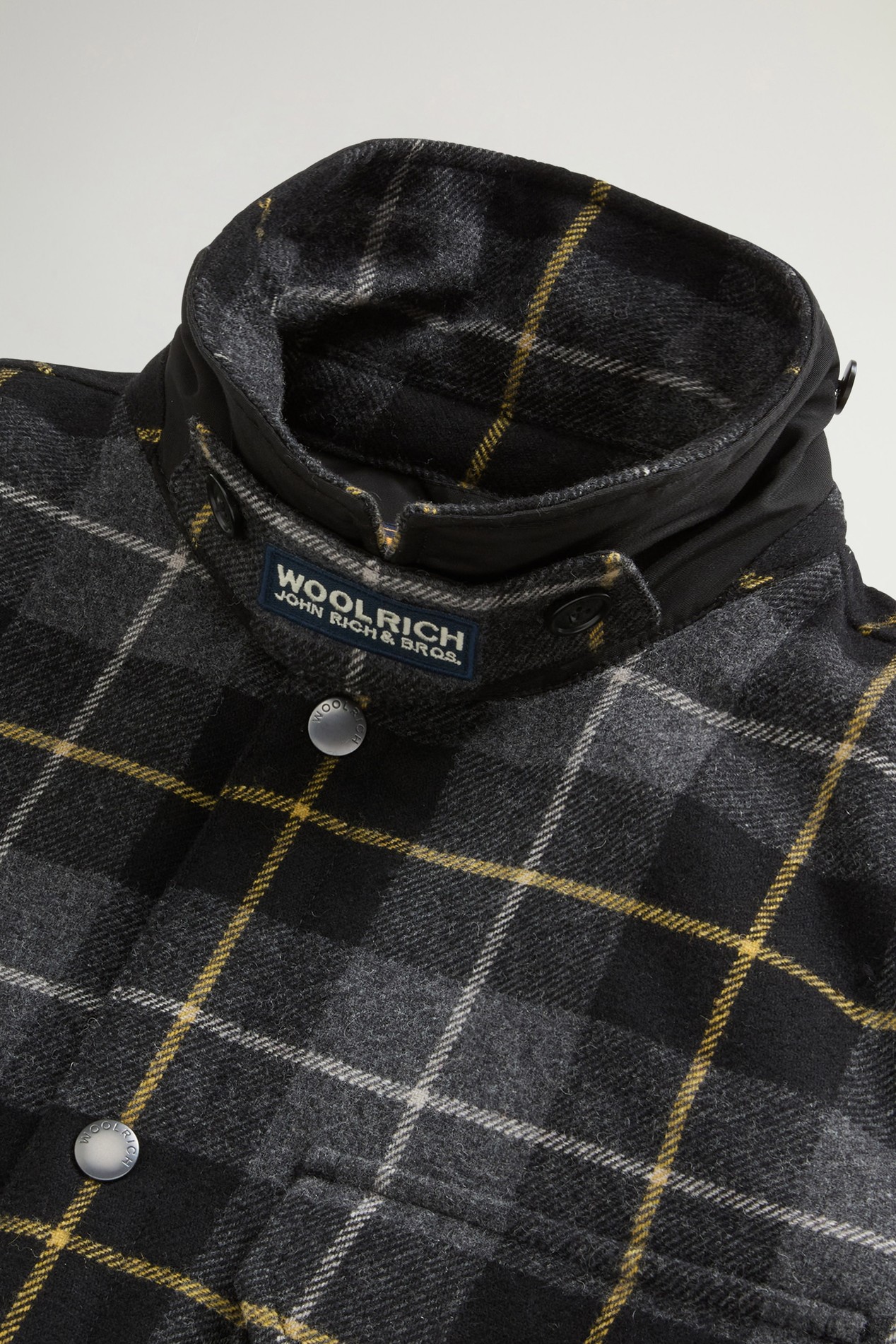 Alaskan Check Overshirt in Recycled Italian Wool Blend Gray photo 6 | Woolrich
