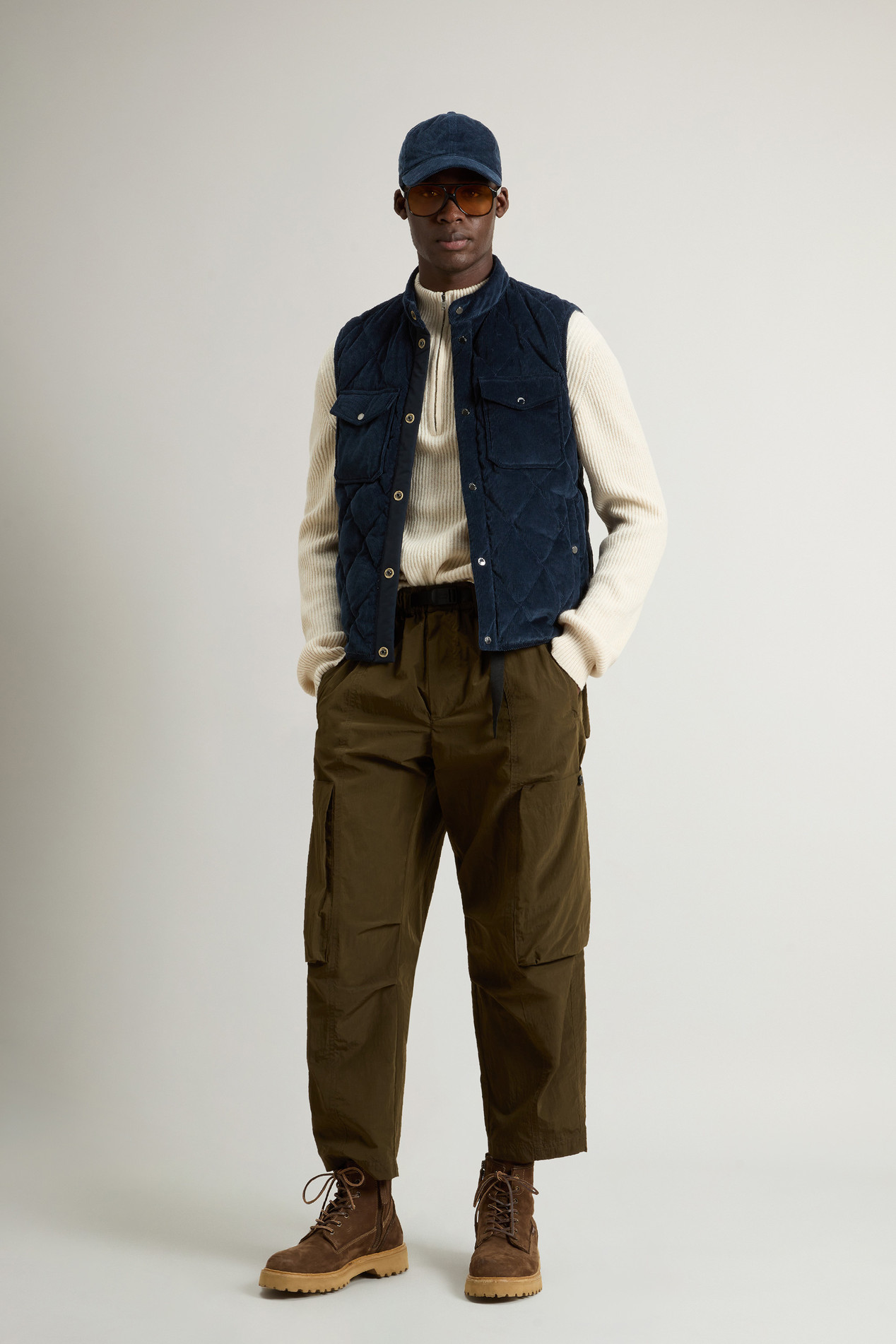 Corduroy Vest with Diamond Quilting Blue photo 2 | Woolrich