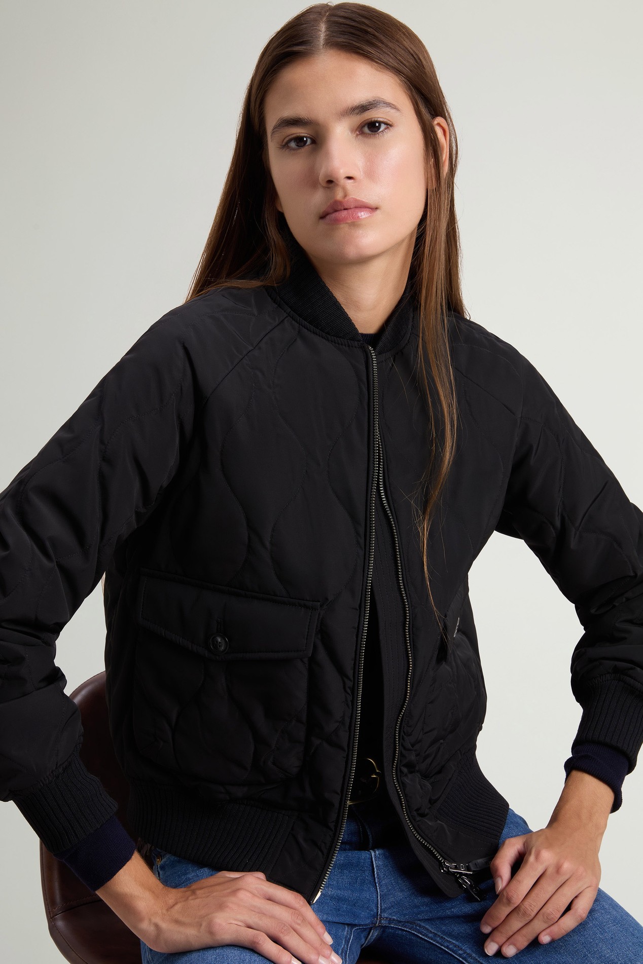 Bomber Military en nylon brillant matelassé Noir photo 4 | Woolrich