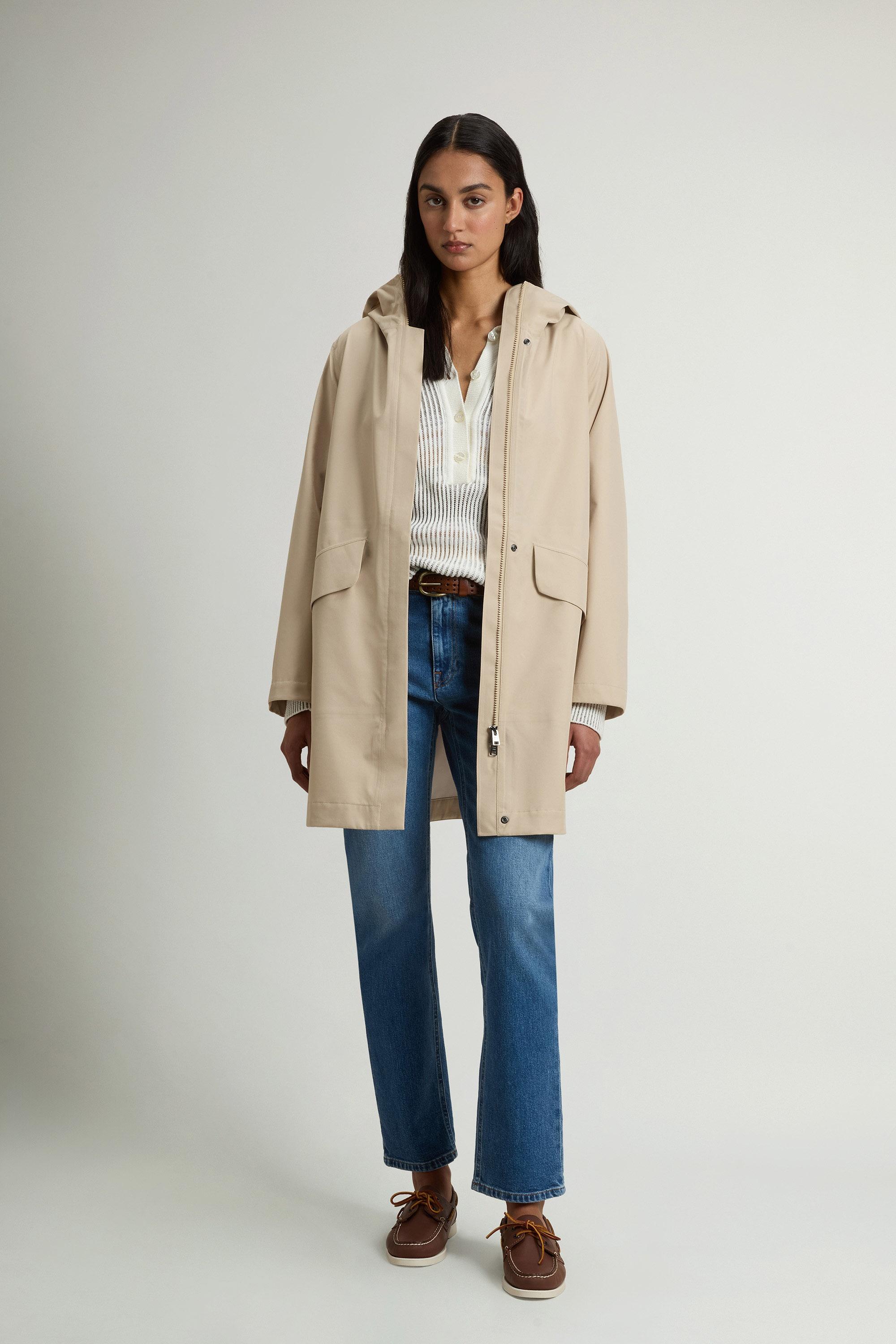 Parka imperméable en Light Stretch Beige photo 1 | Woolrich