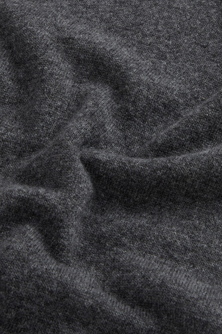 Trui van zuivere scheerwol met V-hals Grijs photo 3 | Woolrich