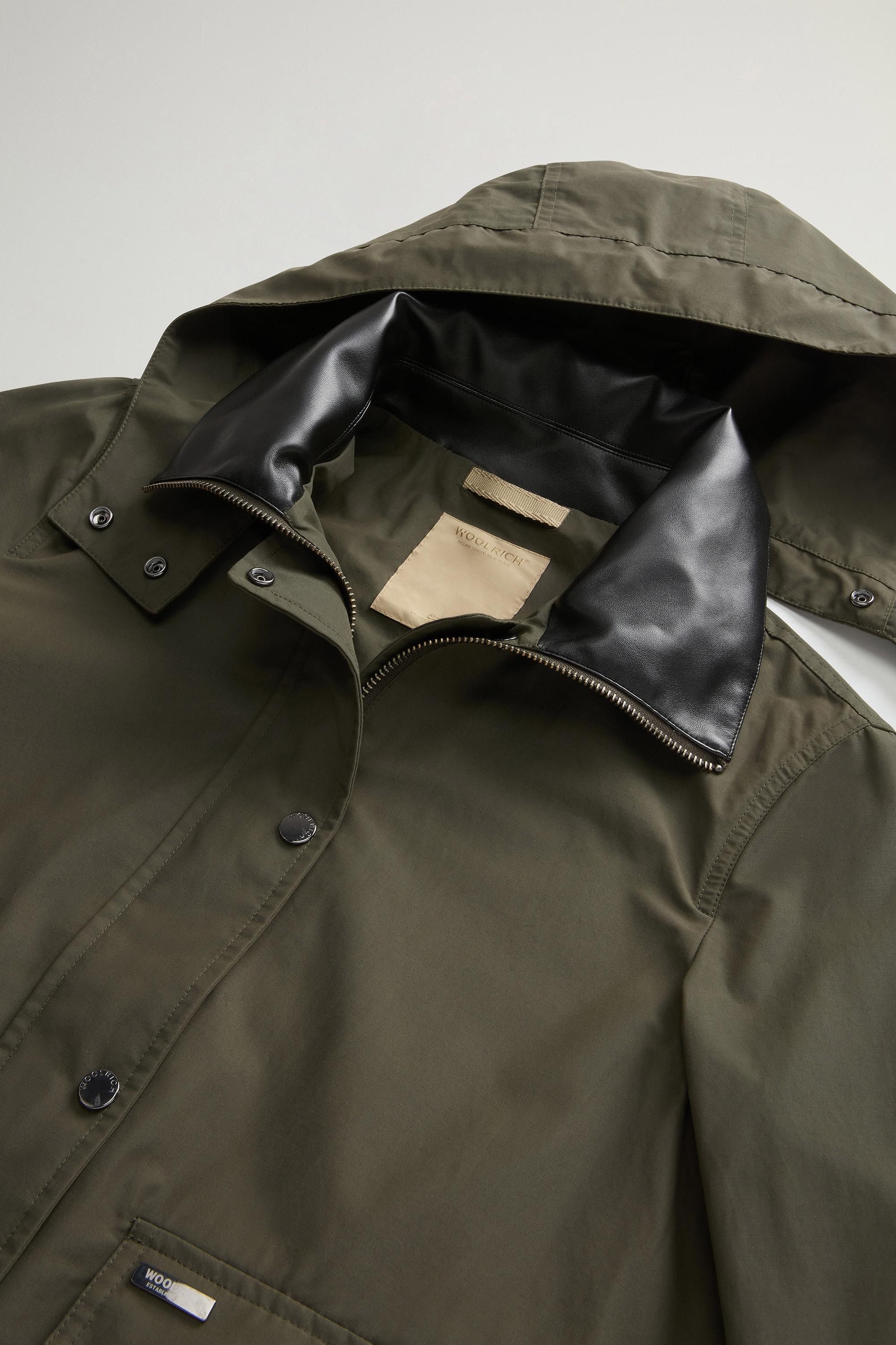 Dundee Jacket in Superwax Cotton Green photo 6 | Woolrich