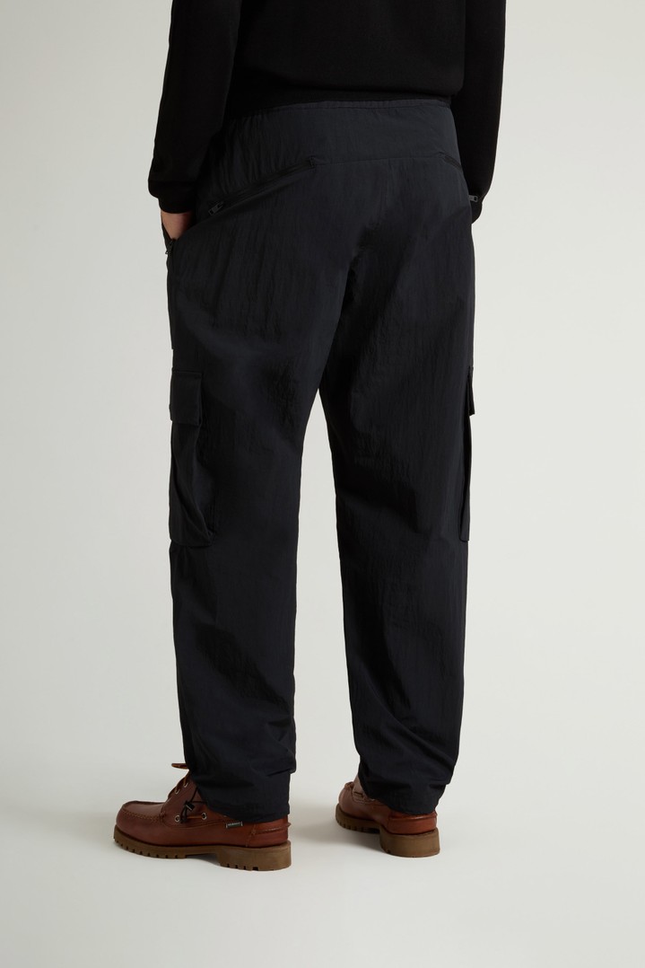 NYLON RIPSTOP CARGO PANT Black photo 3 | Woolrich