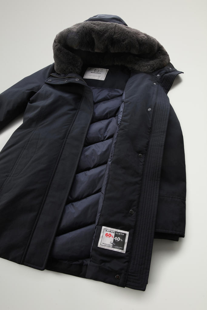Boulder Parka in Ramar Cloth with Hood and Detachable Faux Fur Trim Blue photo 10 | Woolrich